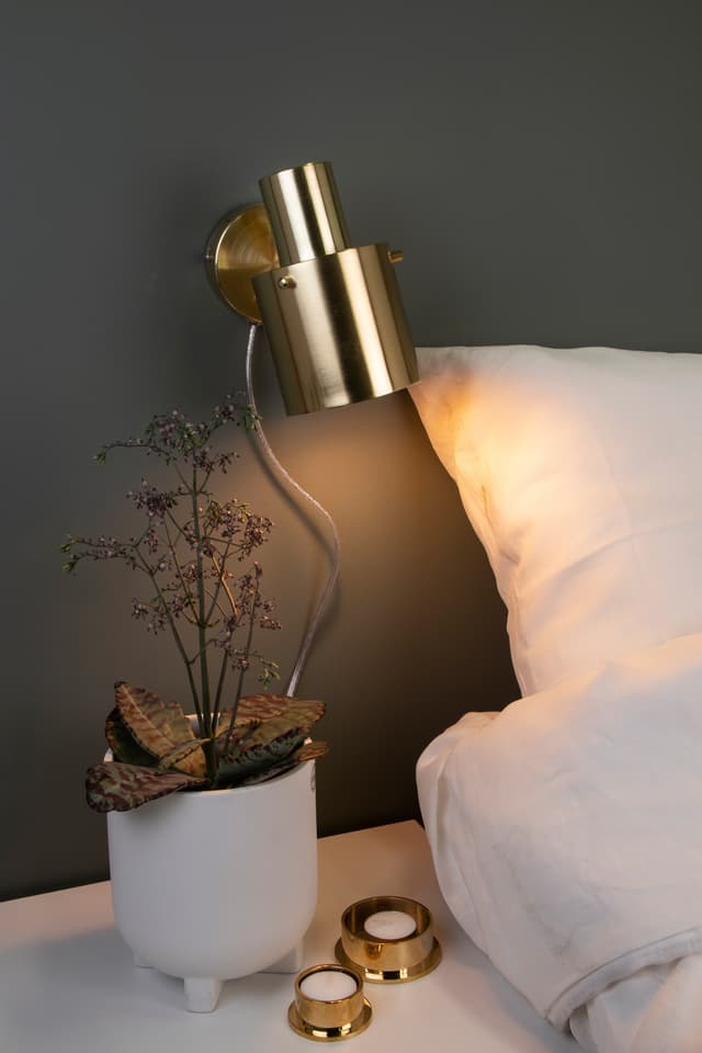 Clark Wall Lamp Brass 1