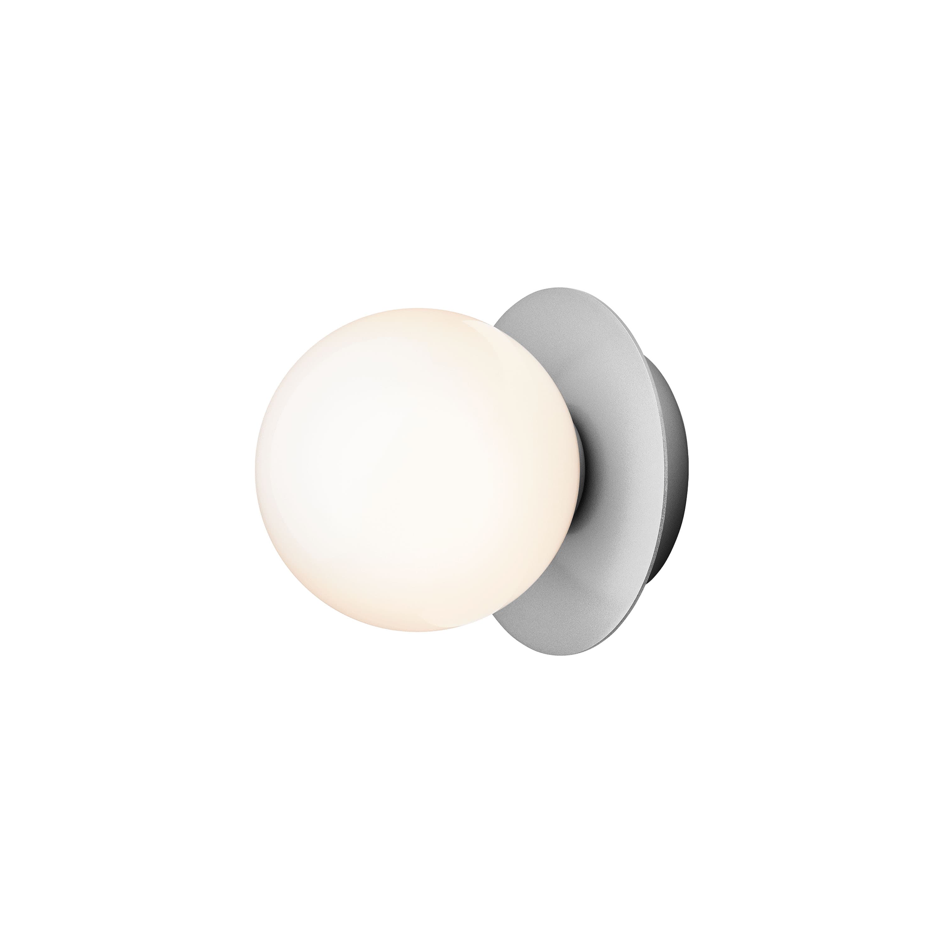 Liila 1 Wand-/Deckenleuchte Light Silver/Opal Small