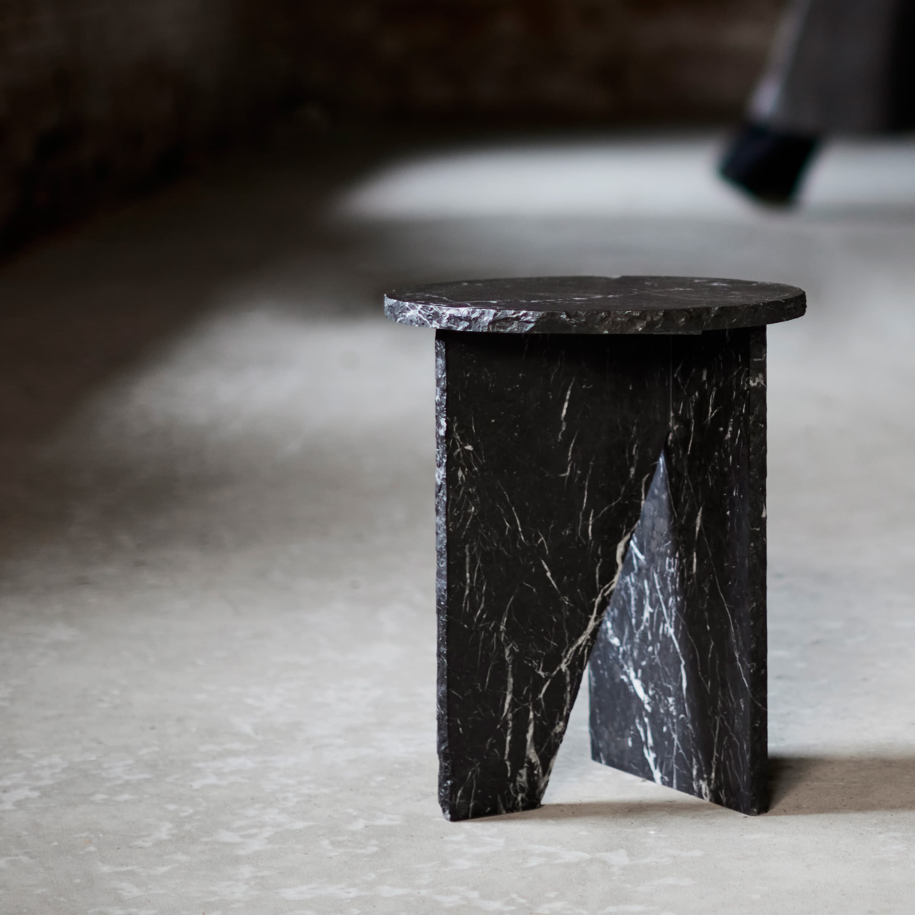 Verde Sidobord Black Marble Ø40