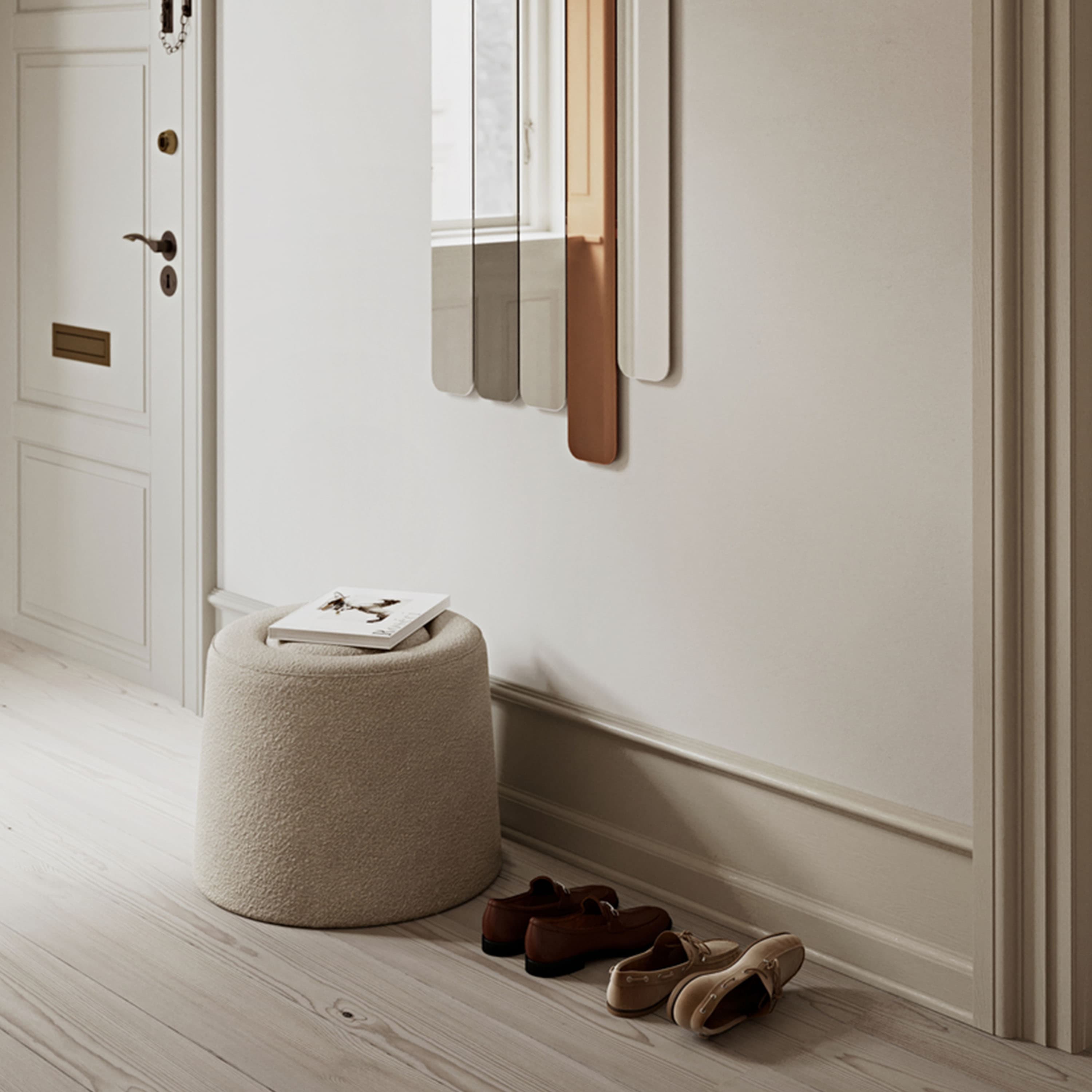Praline Pouf Natural bouclé Ø52