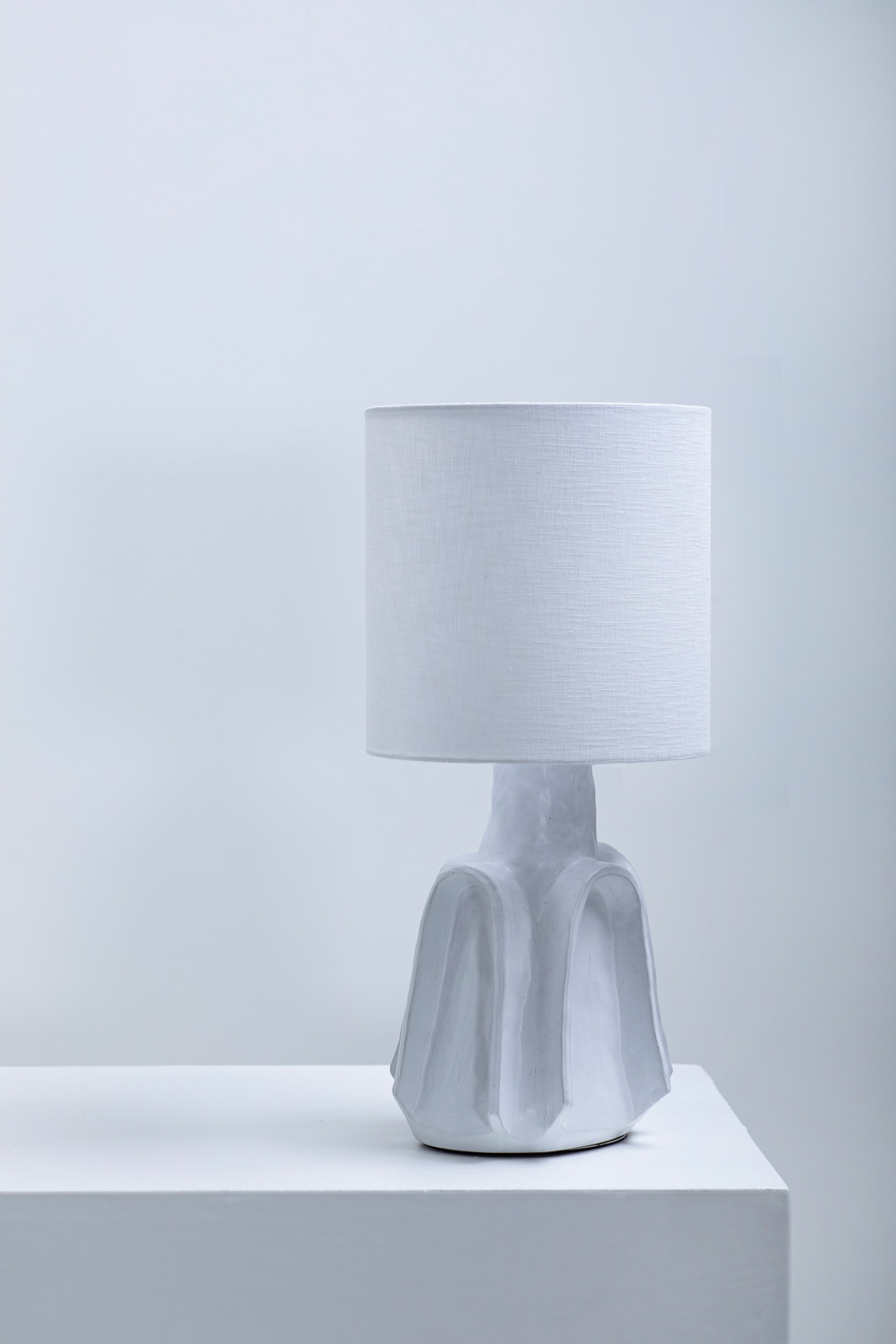 Billy Tischlampe Weiß 02