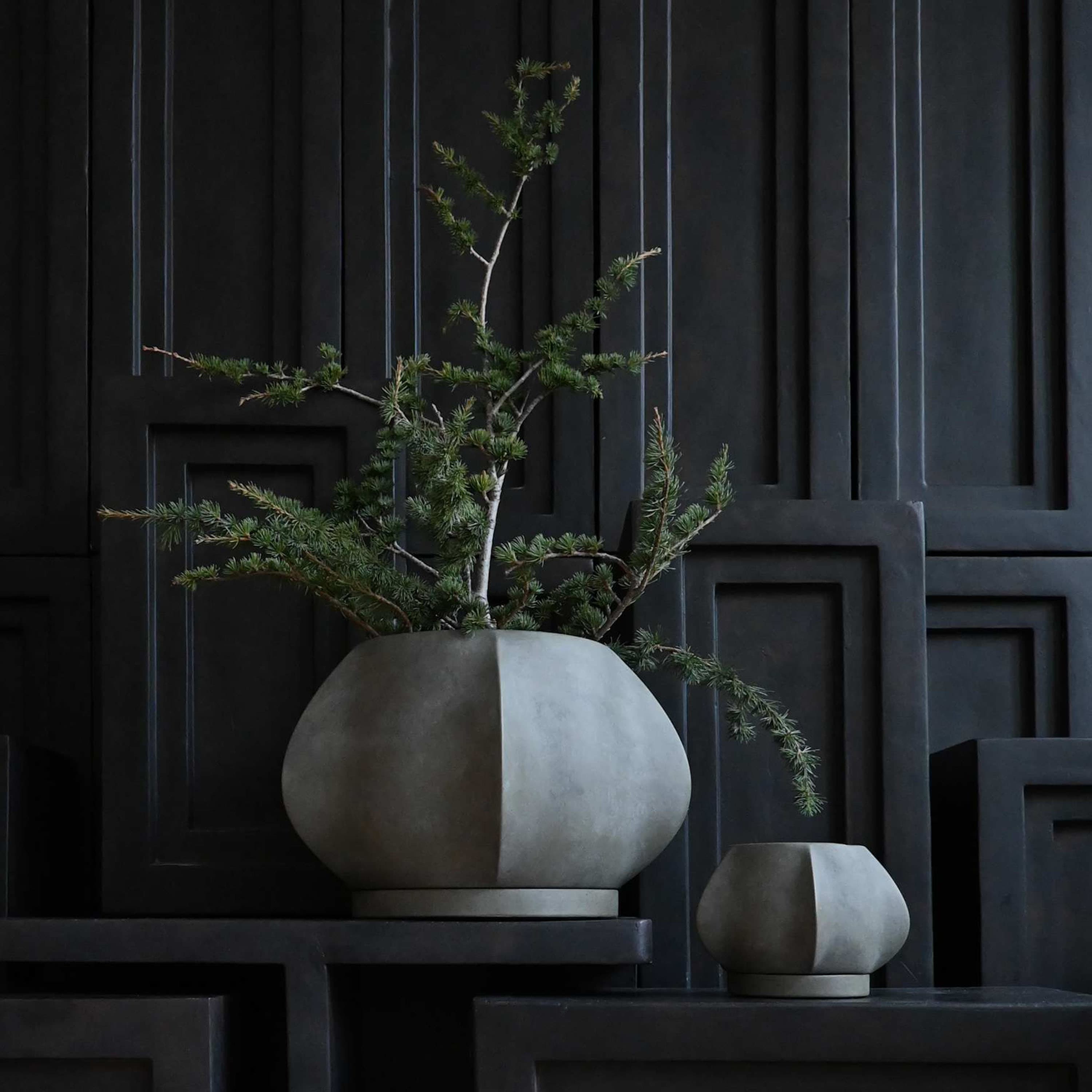 Arket Blumentopf Dunkelgrau Petit