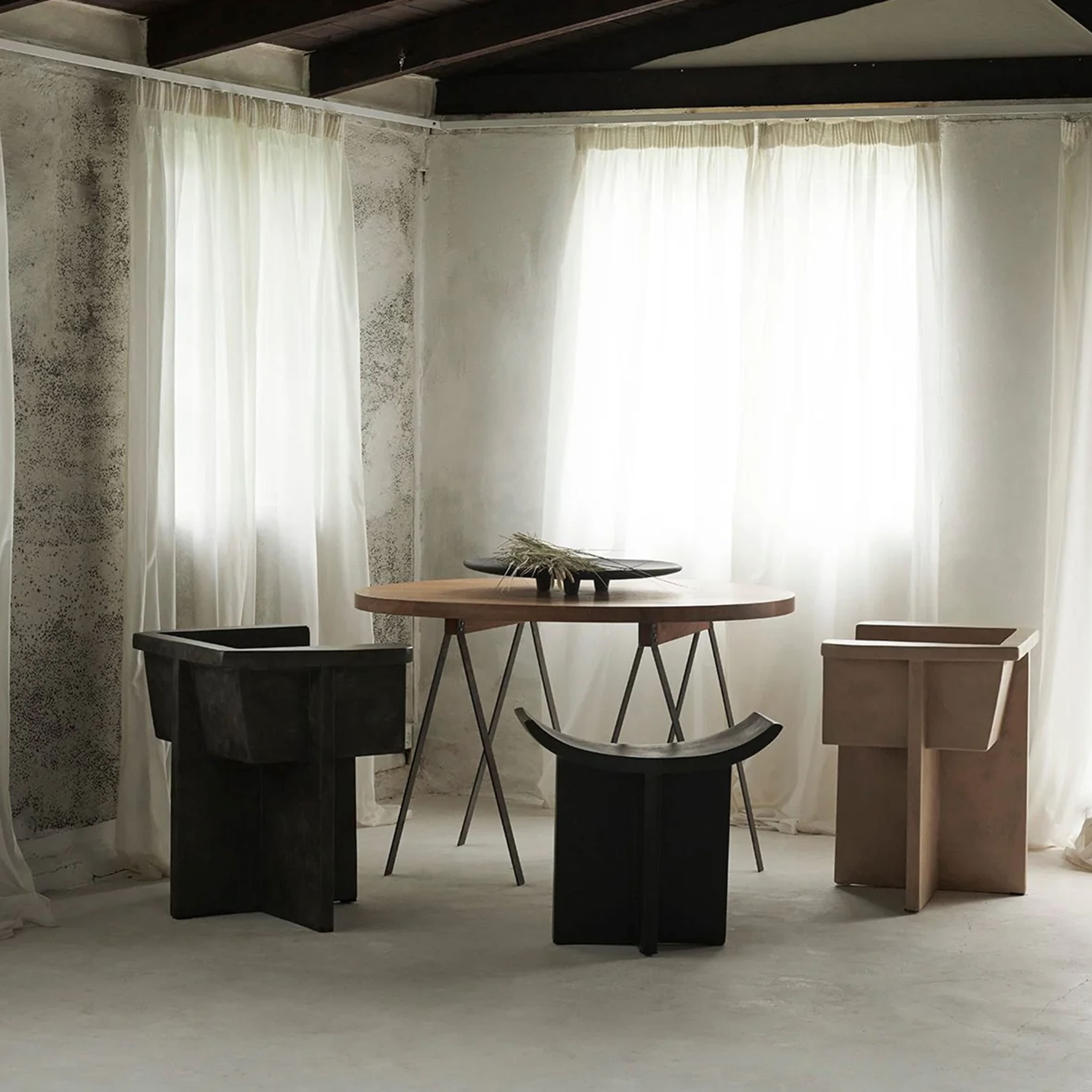 Brutus Hocker Natural Oak