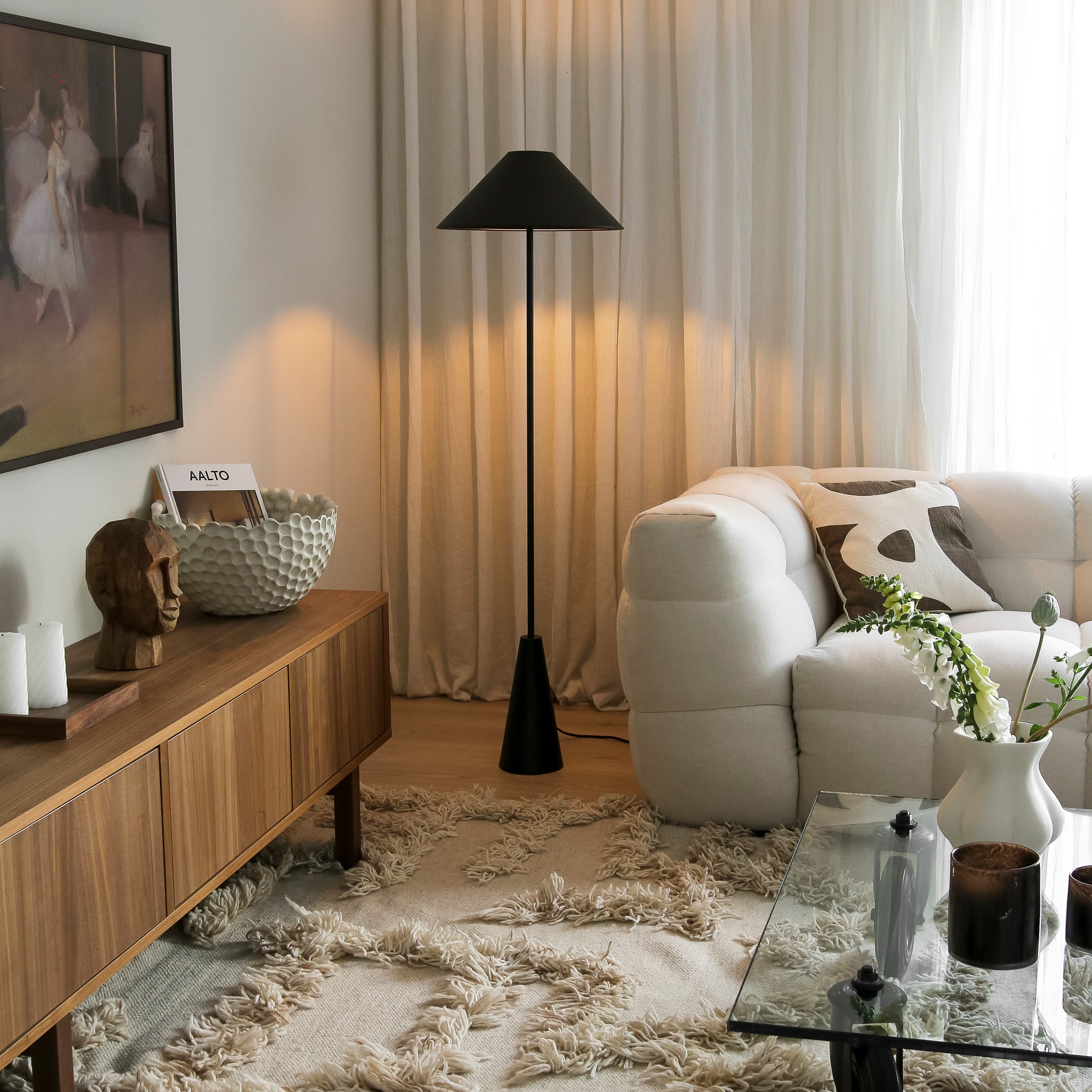 Cannes Floor Lamp Black