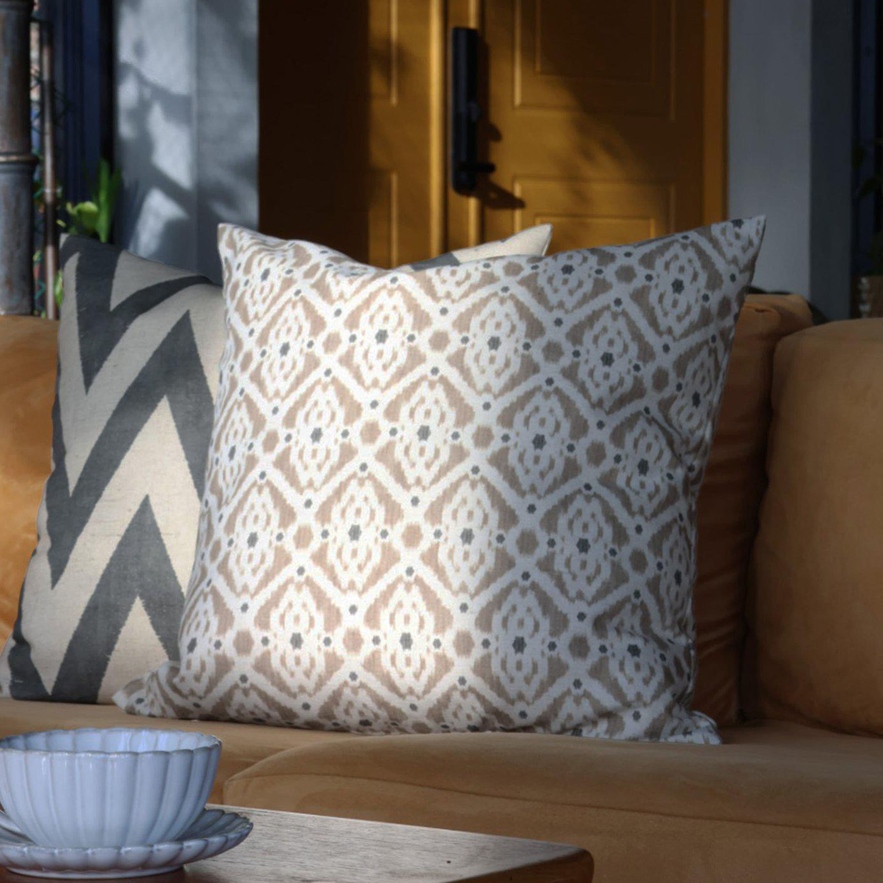 Ikat Zierkissen Beige 50x50