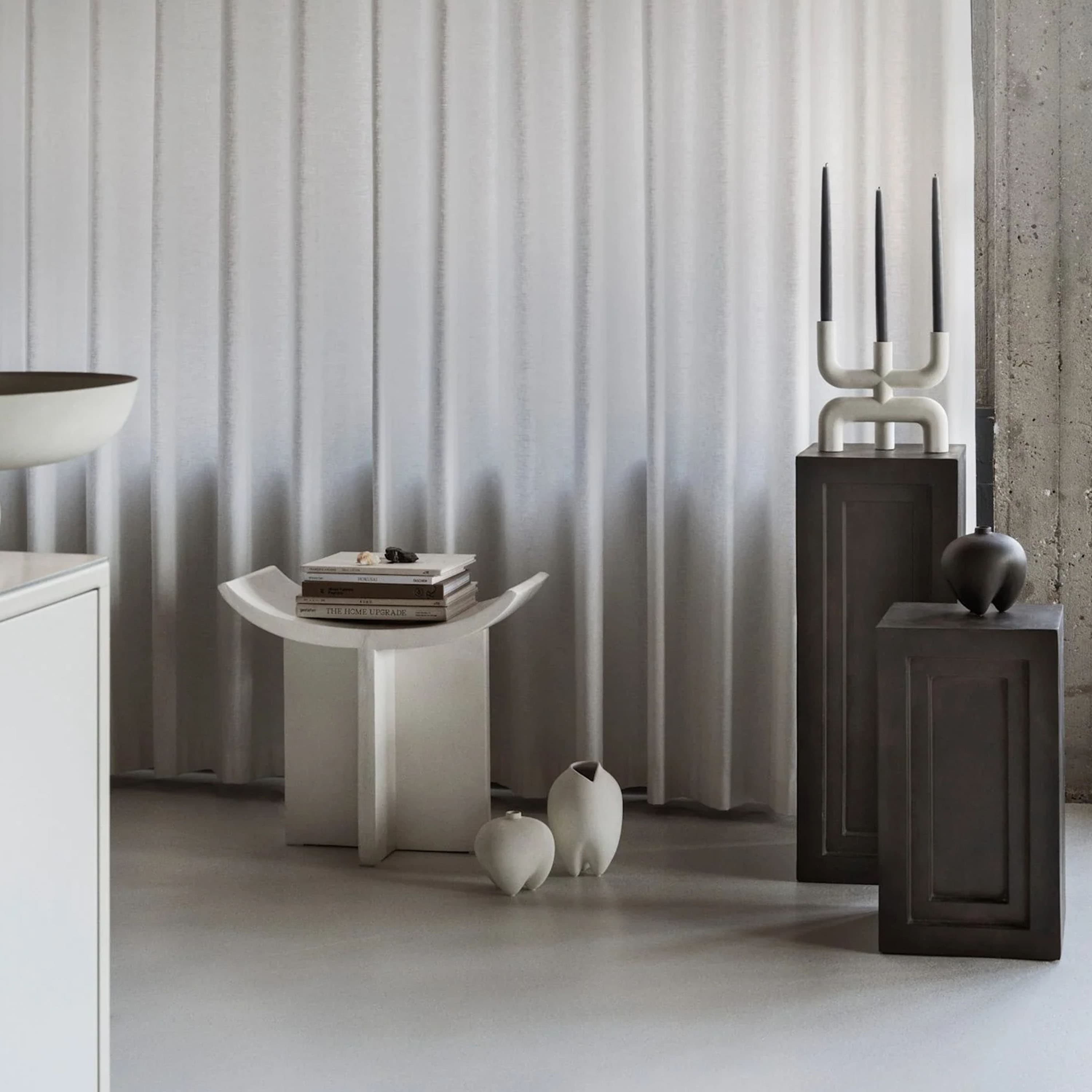 Brutus Hocker Natural Oak
