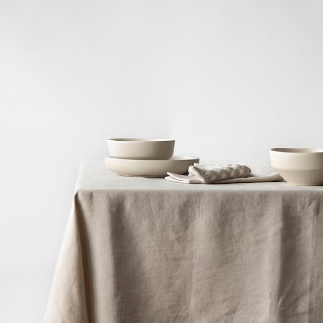 Tablecloth Linen Warm Grey 175x175