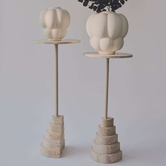 Solum Side Table Light Sand/Travertine 32x67