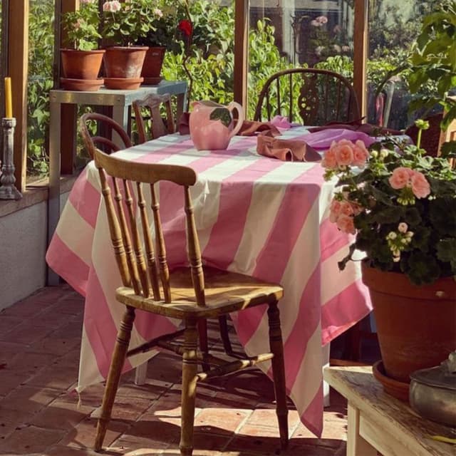 Gaia Tablecloth Pink/White 145x250