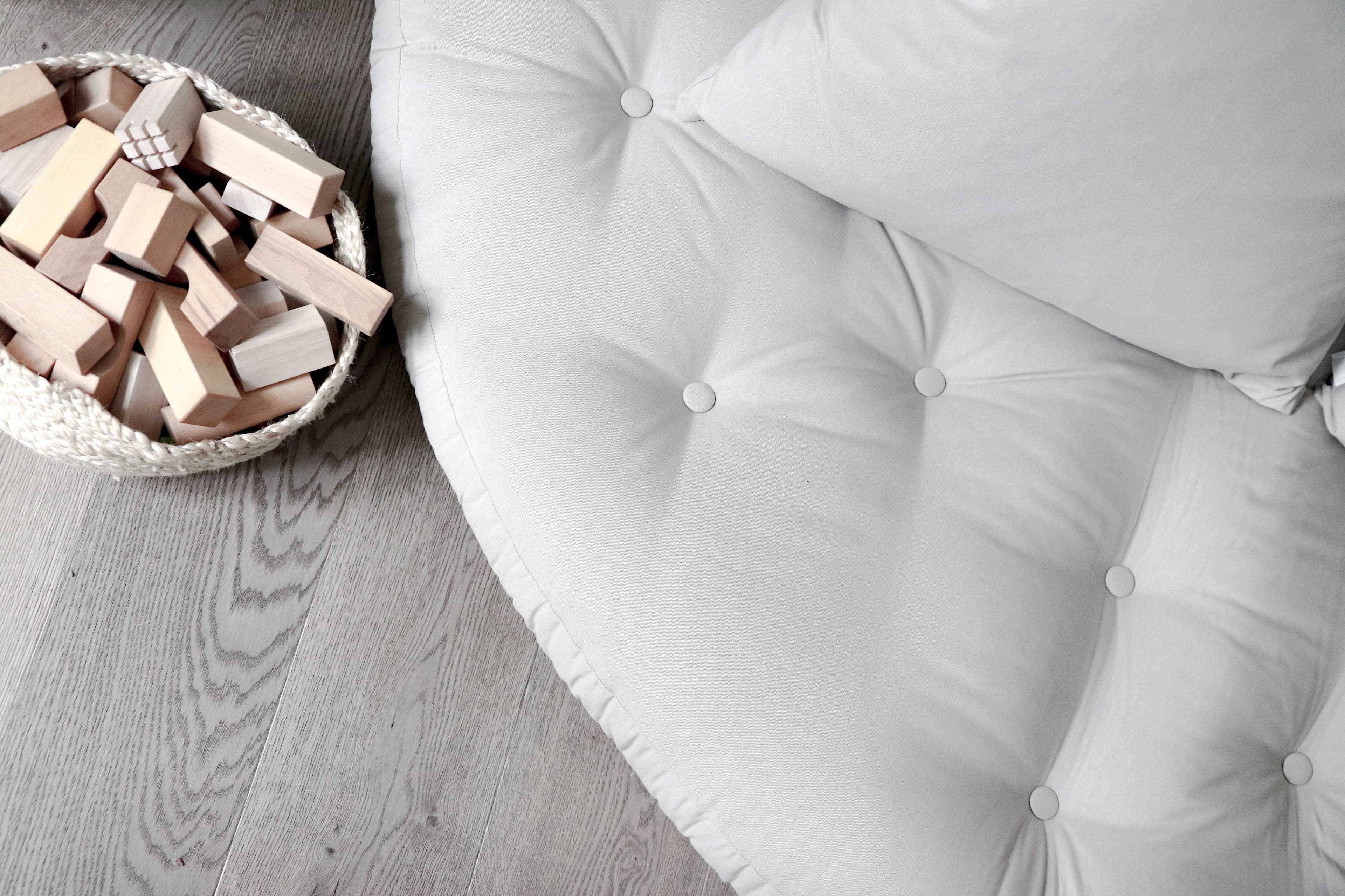 Nido Lounge Pouf Natural