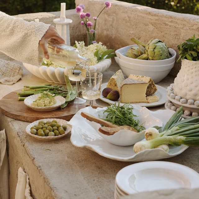 Claire Platter White Ø25