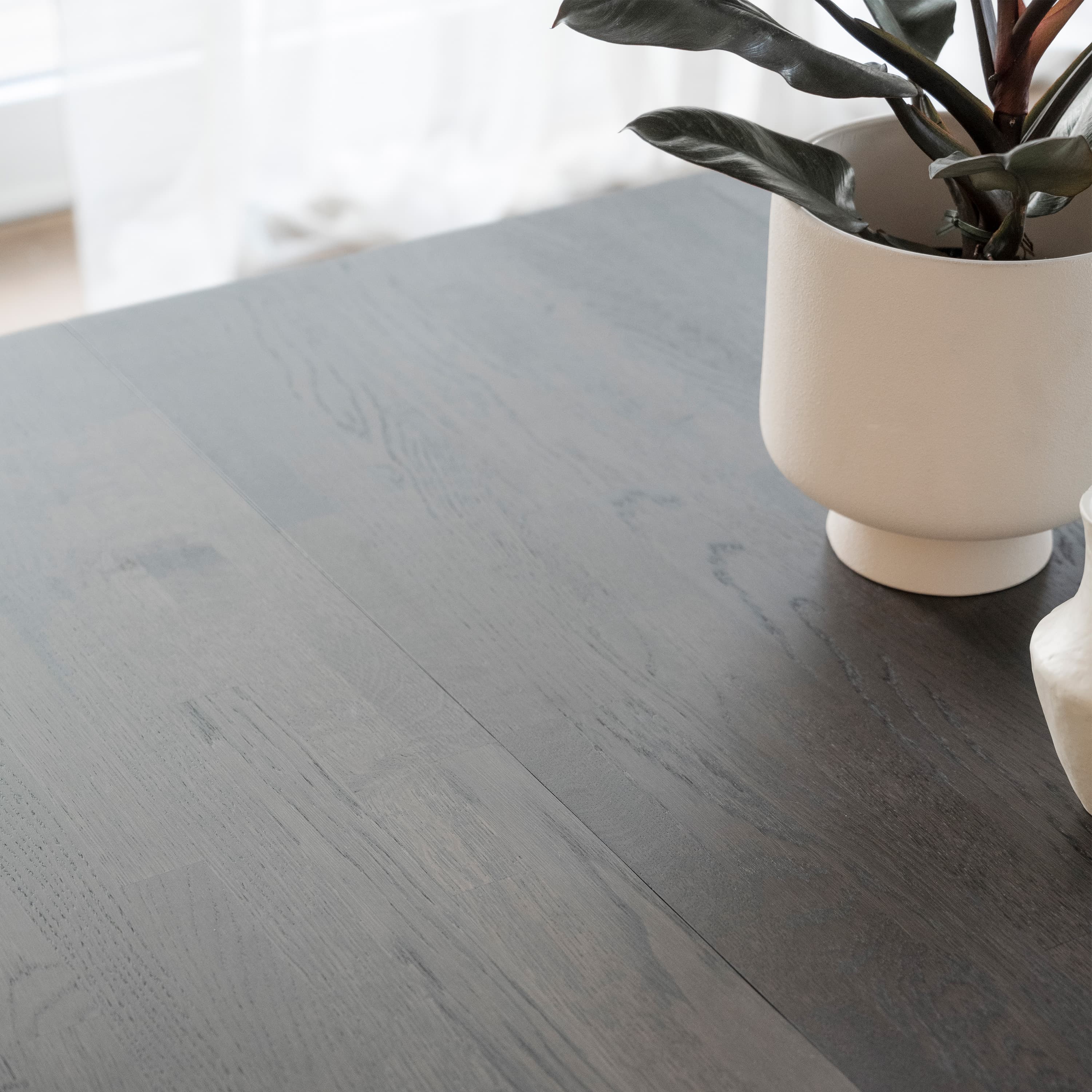Filippa Dining Table Brown Ø120/165cm