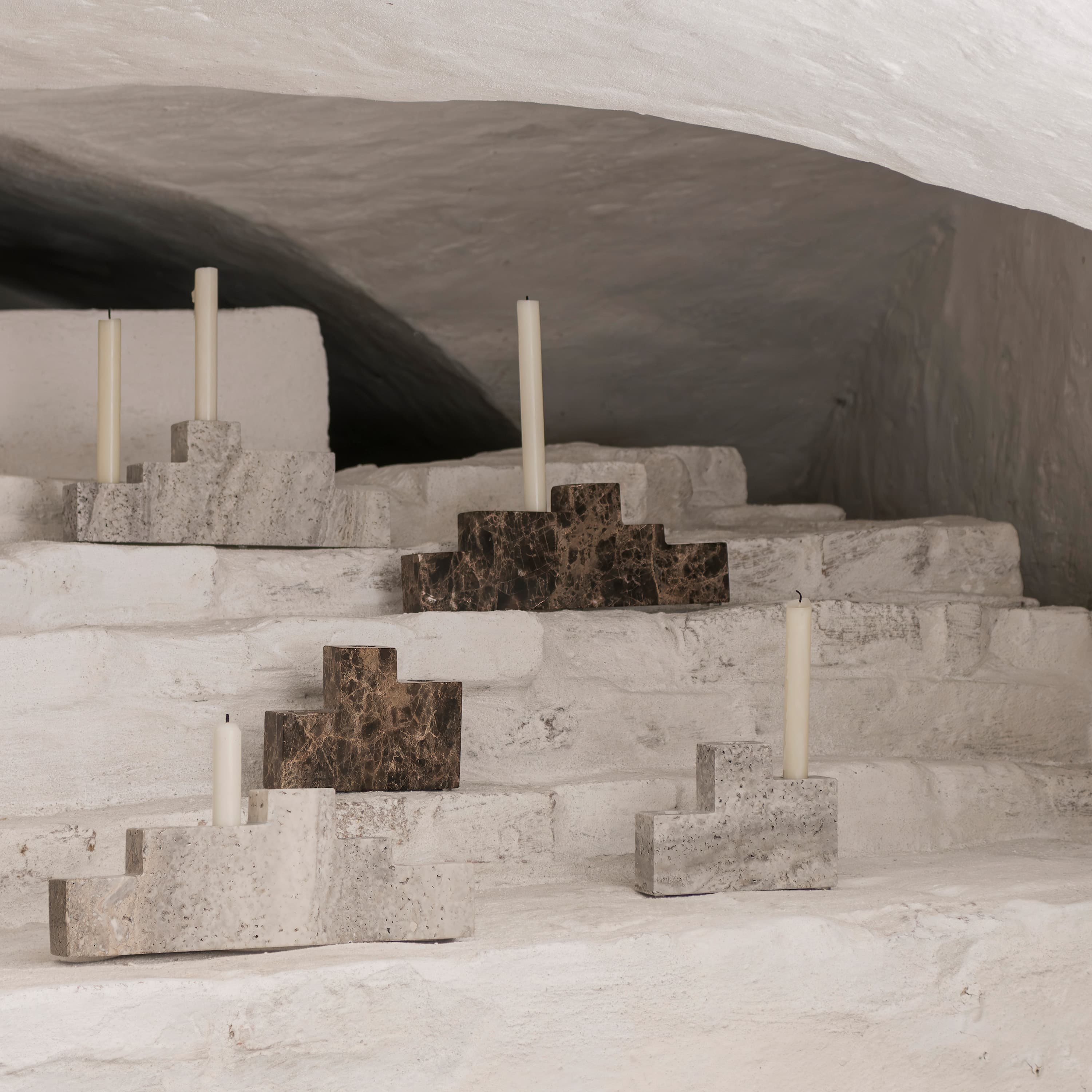 Step Trio Ljusstake Travertine Chalk