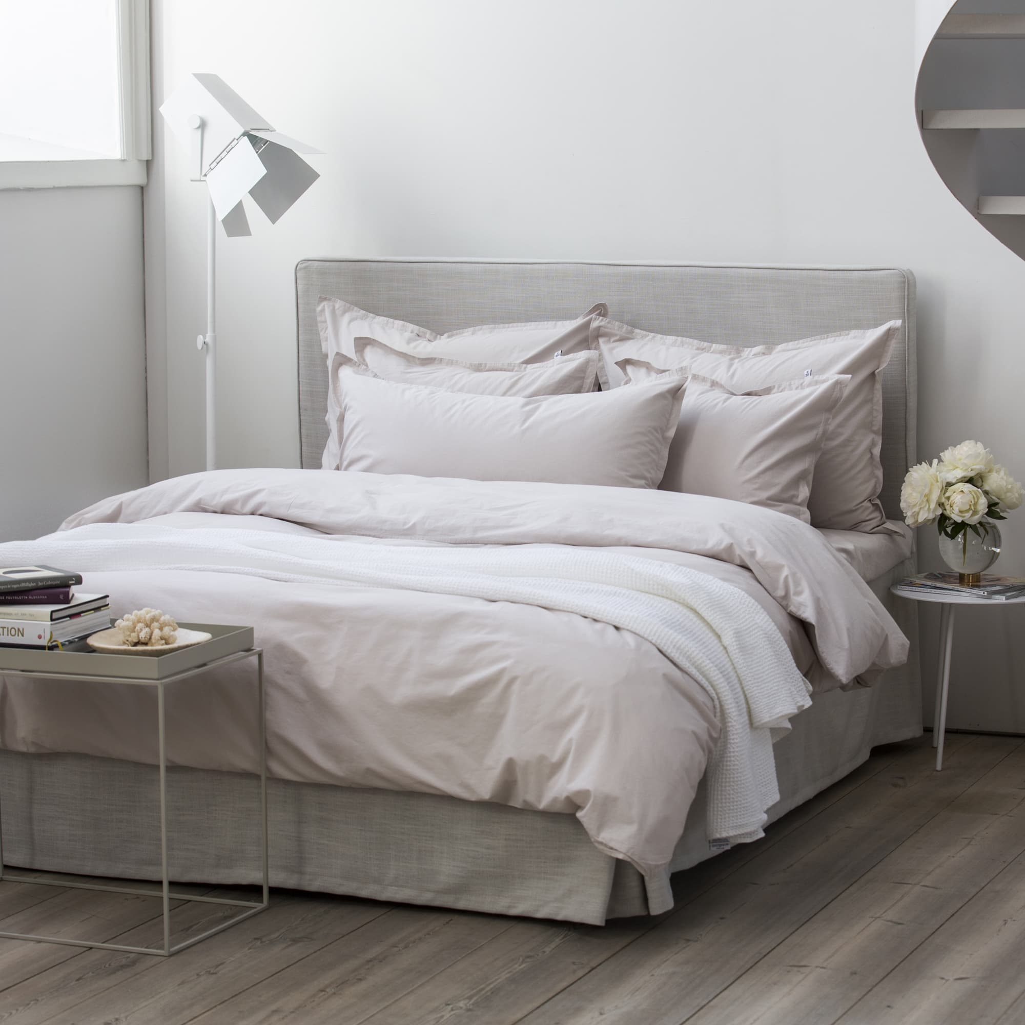 Venezia Bed Skirt Ivory 140x220x44