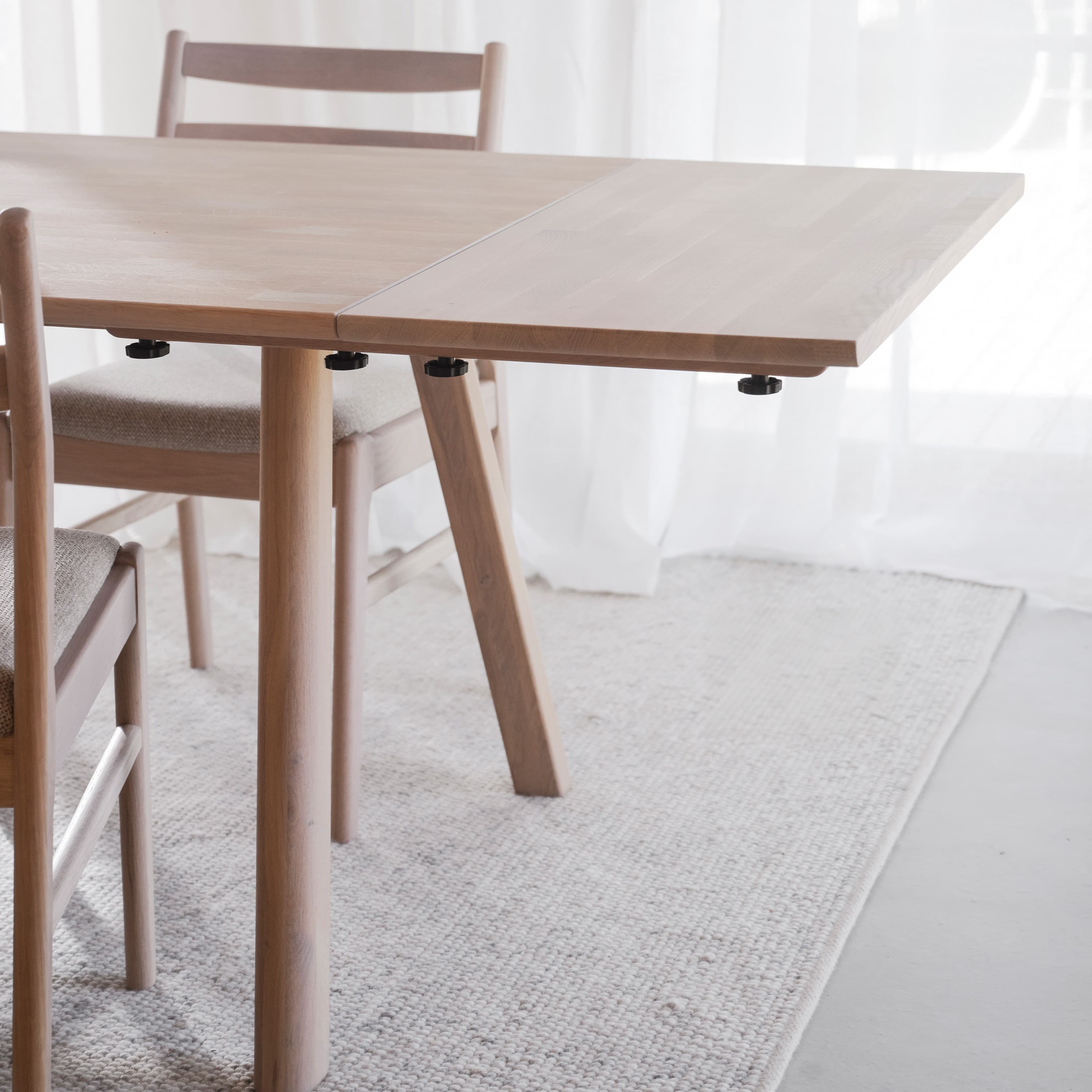 Clapperton Ansteckplatte Weiß pigmentierte Eiche 45x95