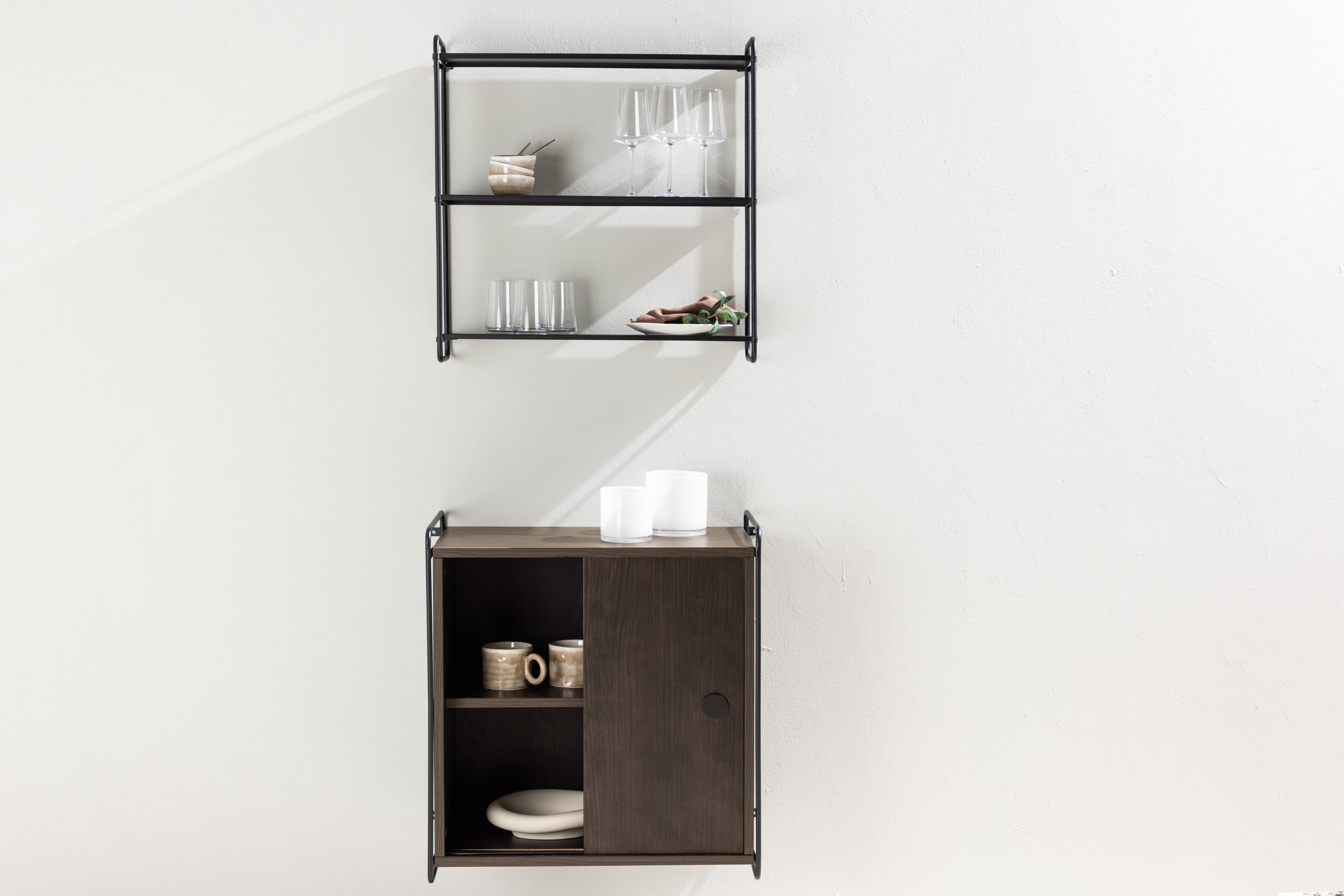 Lyon Vägghylla Black 62cm