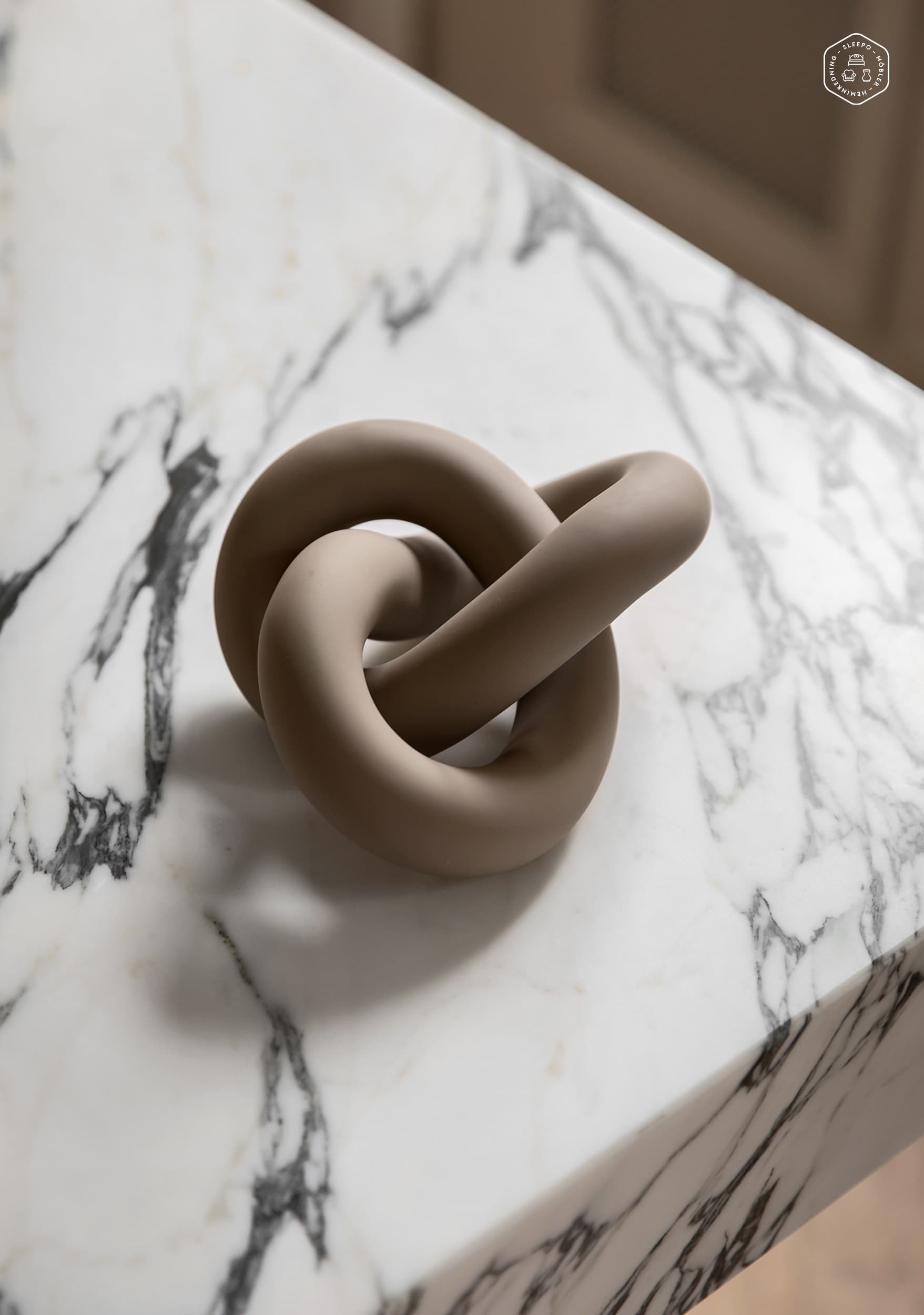 Knot Tisch Klein Sand