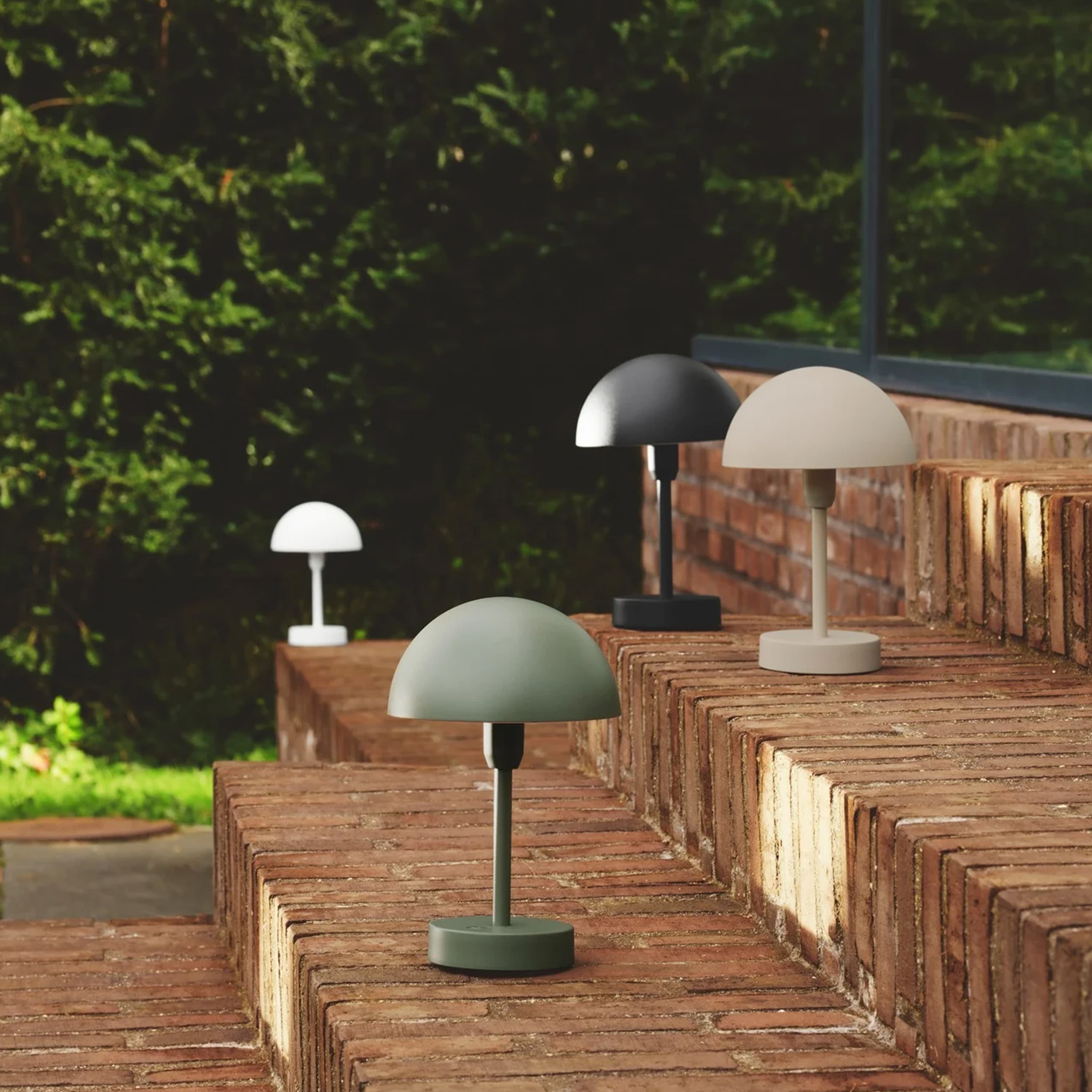 Ellen To-Go Tragbare Tischlampe Beige