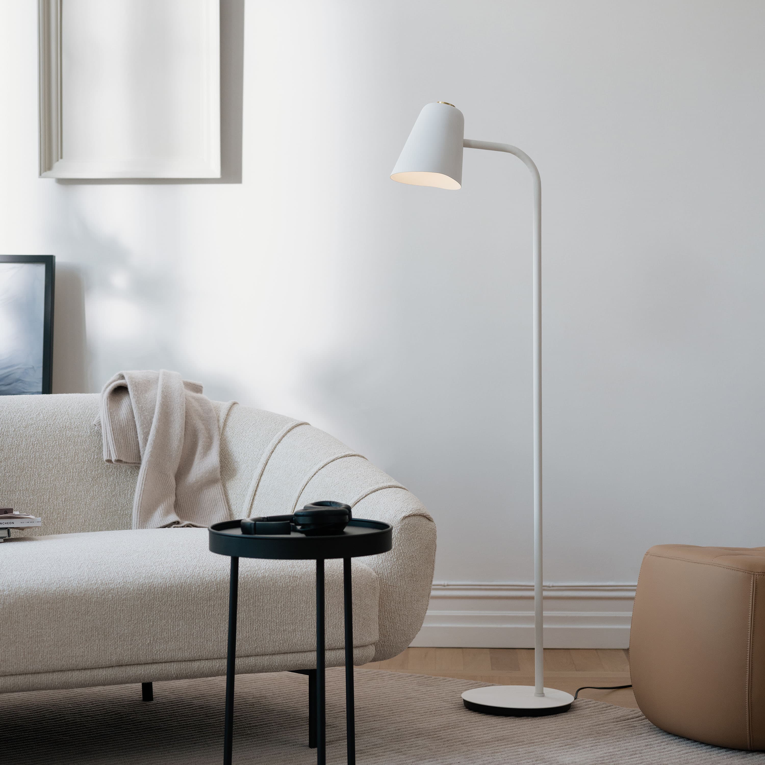 Me Dim Stehlampe White