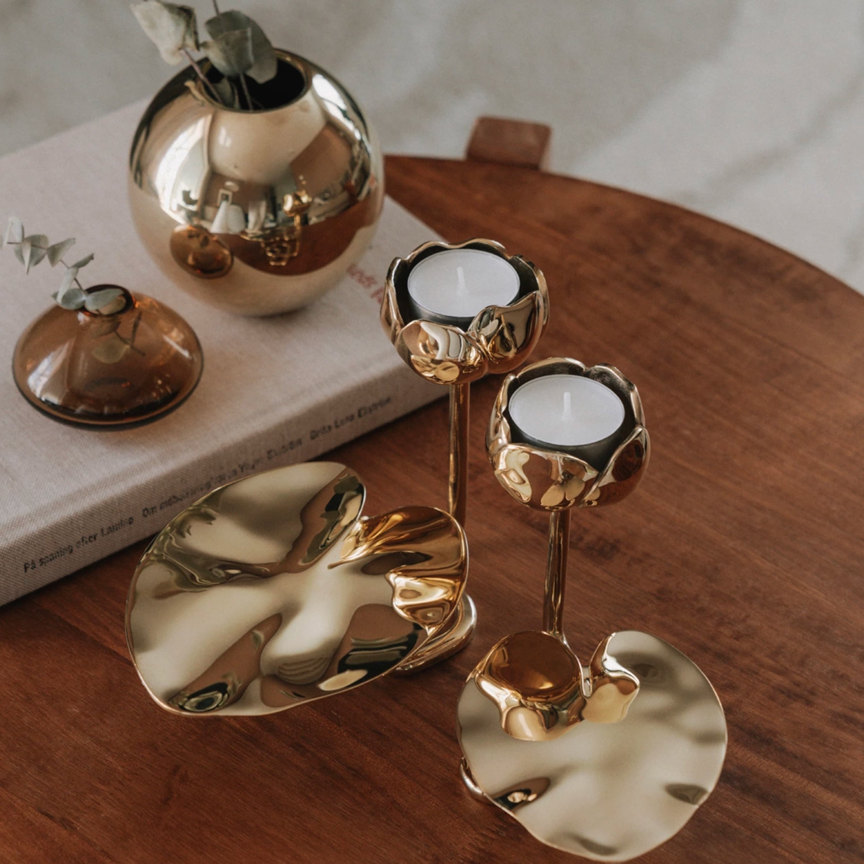 Ninfea No.2 Candle Holder Brass