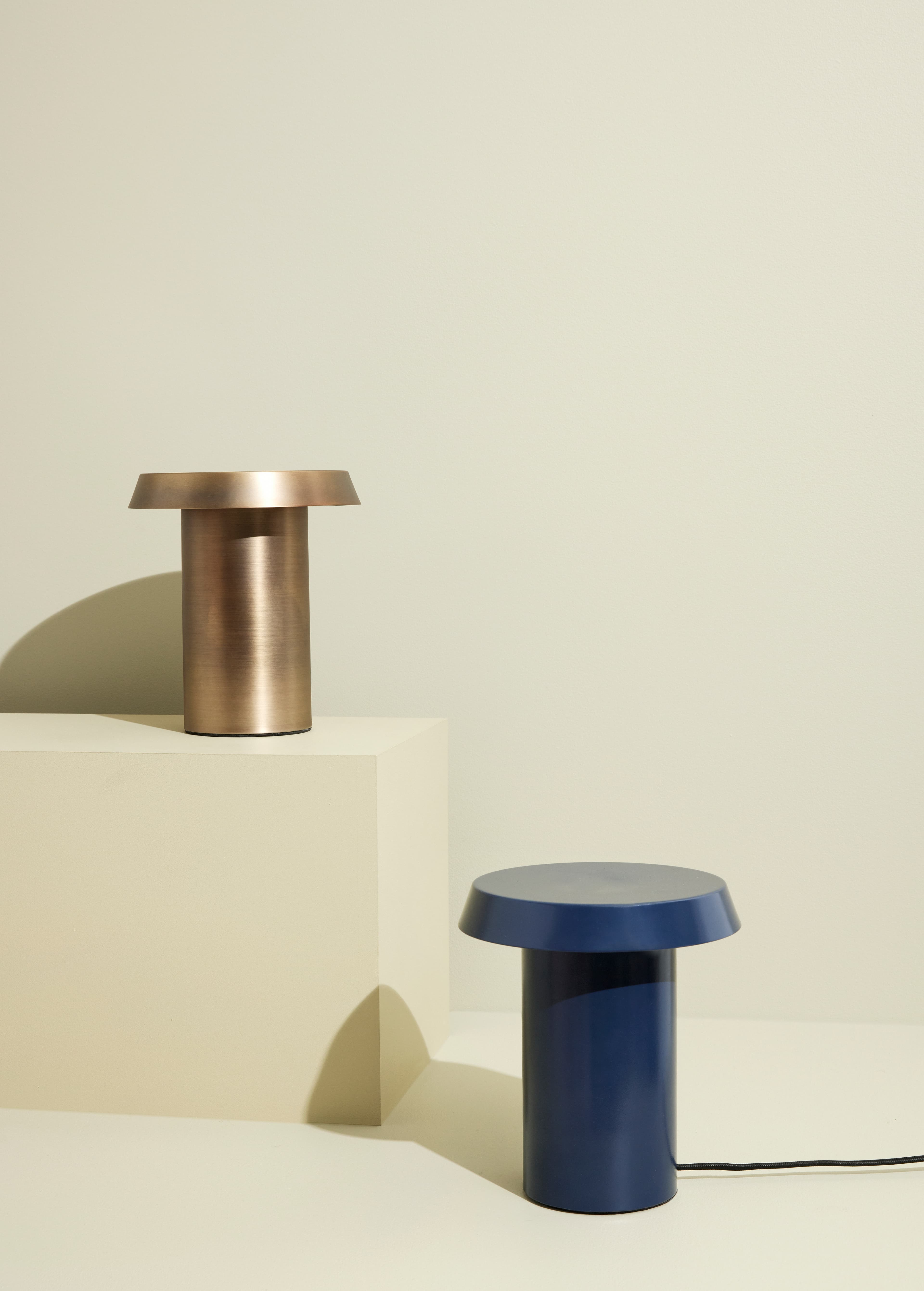Keen Tischlampe Bronze
