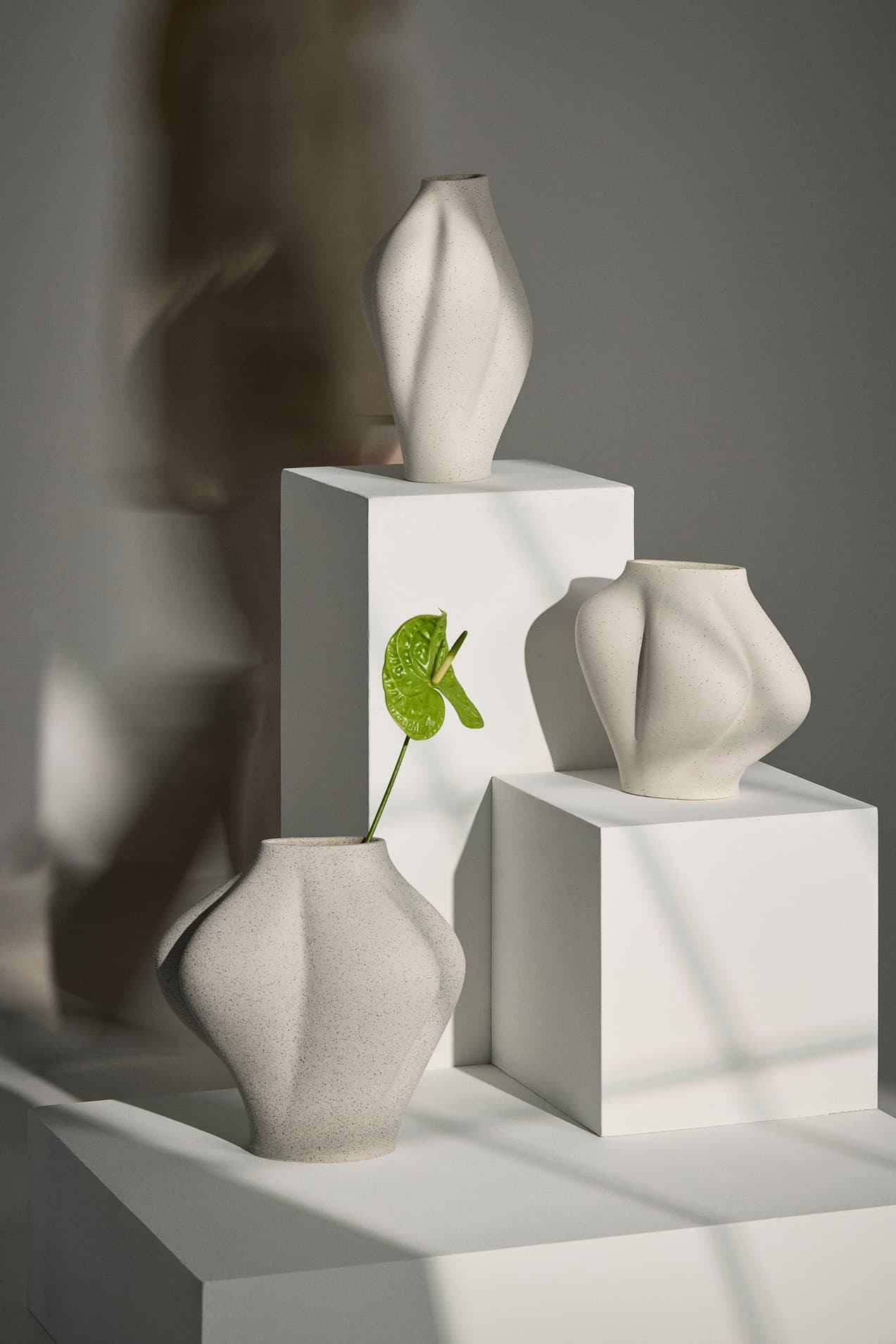 Saltare Vase Cream Wide