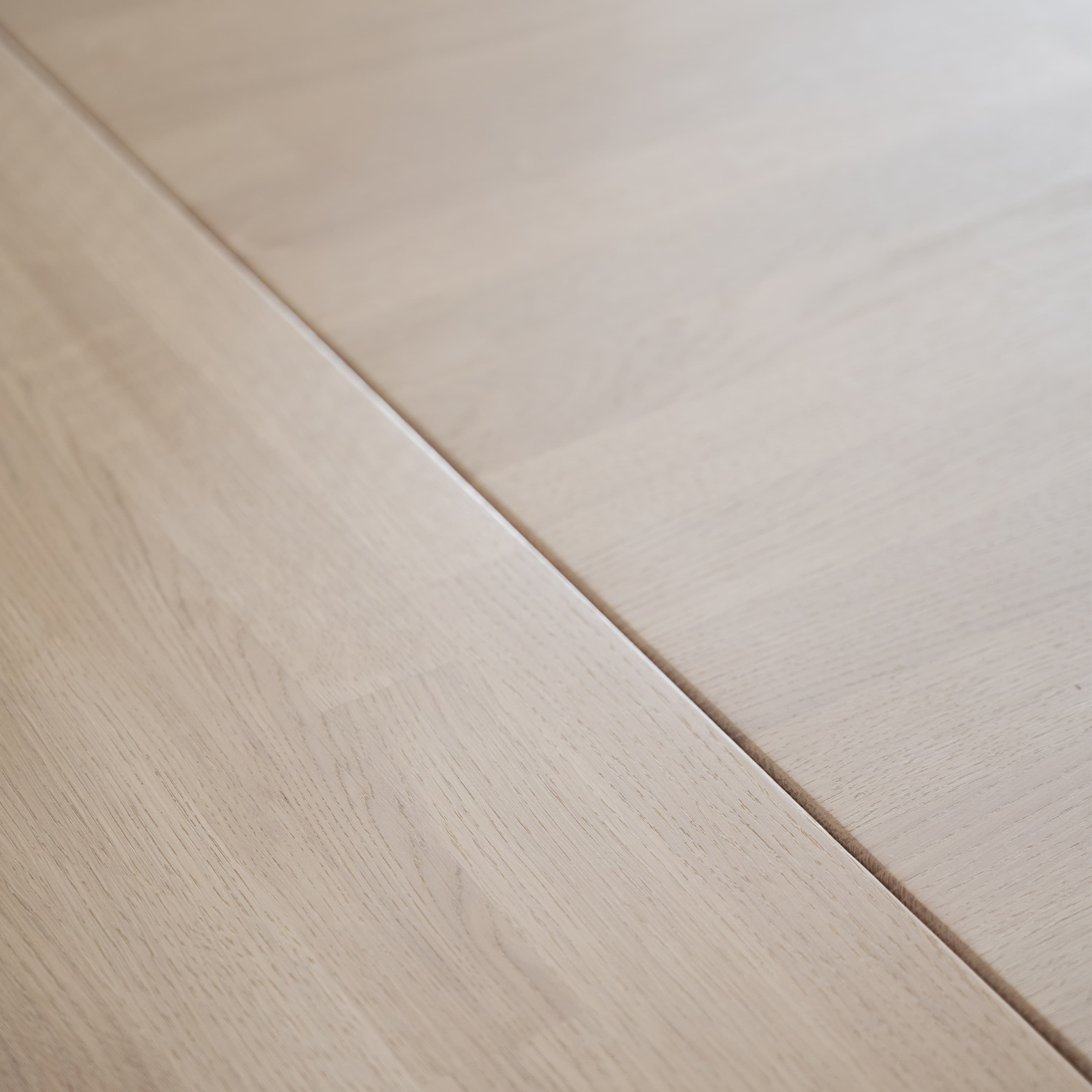 Markham End extension leaf White-pigmented 45cm