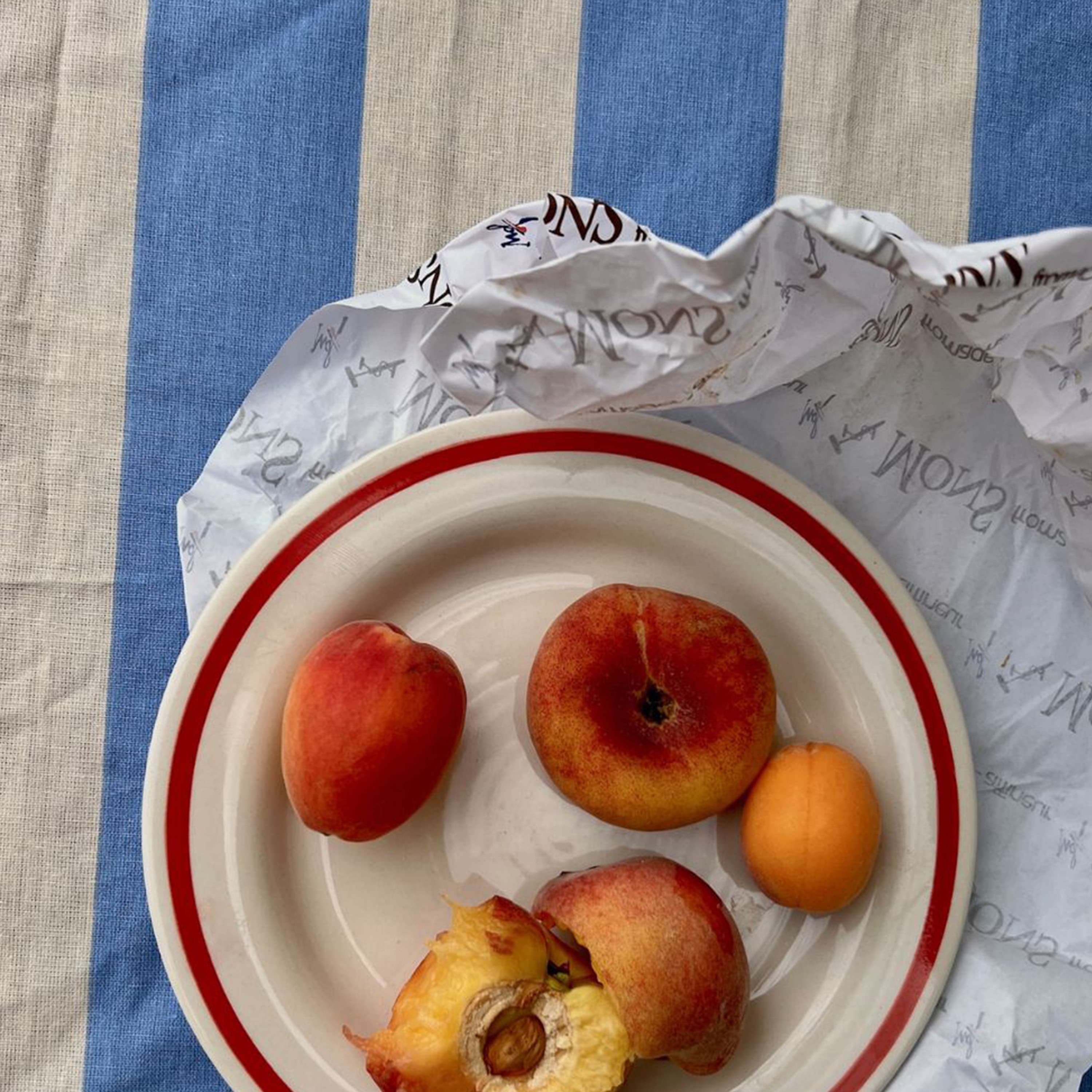 Franka Tablecloth 145x180 cm