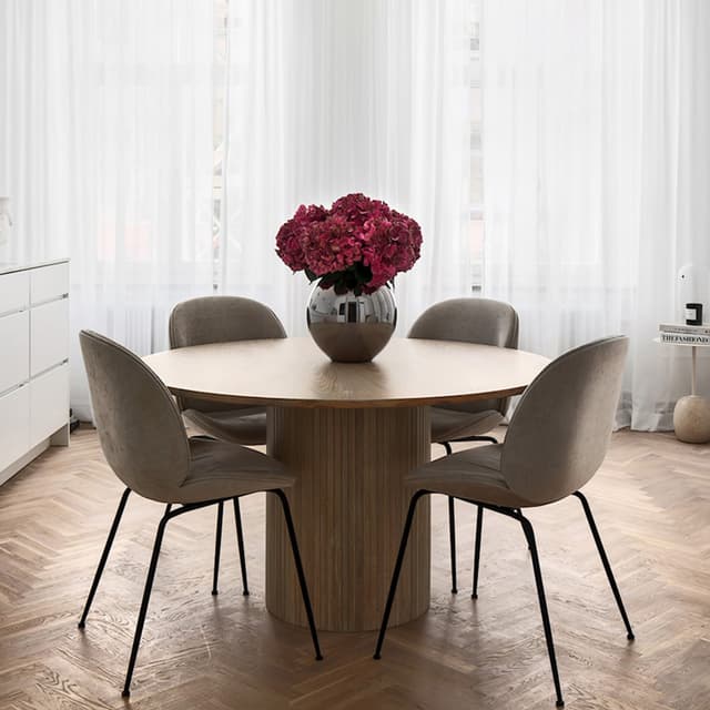 Adele Dining Table Whitewashed Oak Ø130