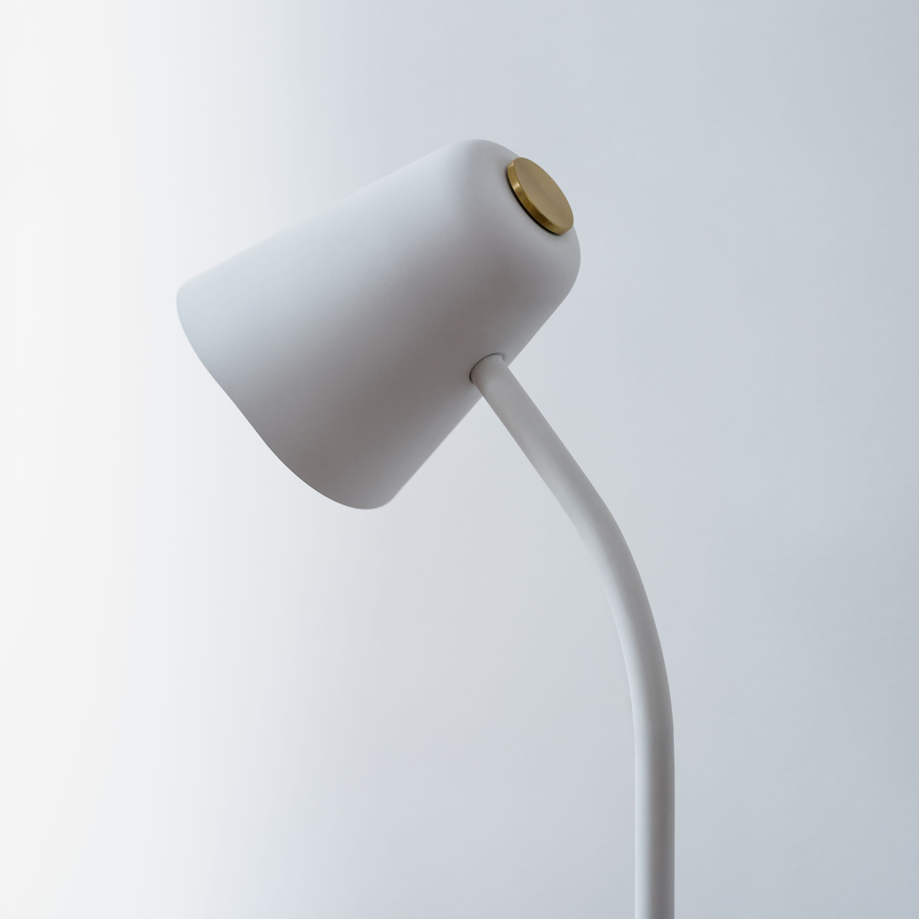 Me Dim Stehlampe White