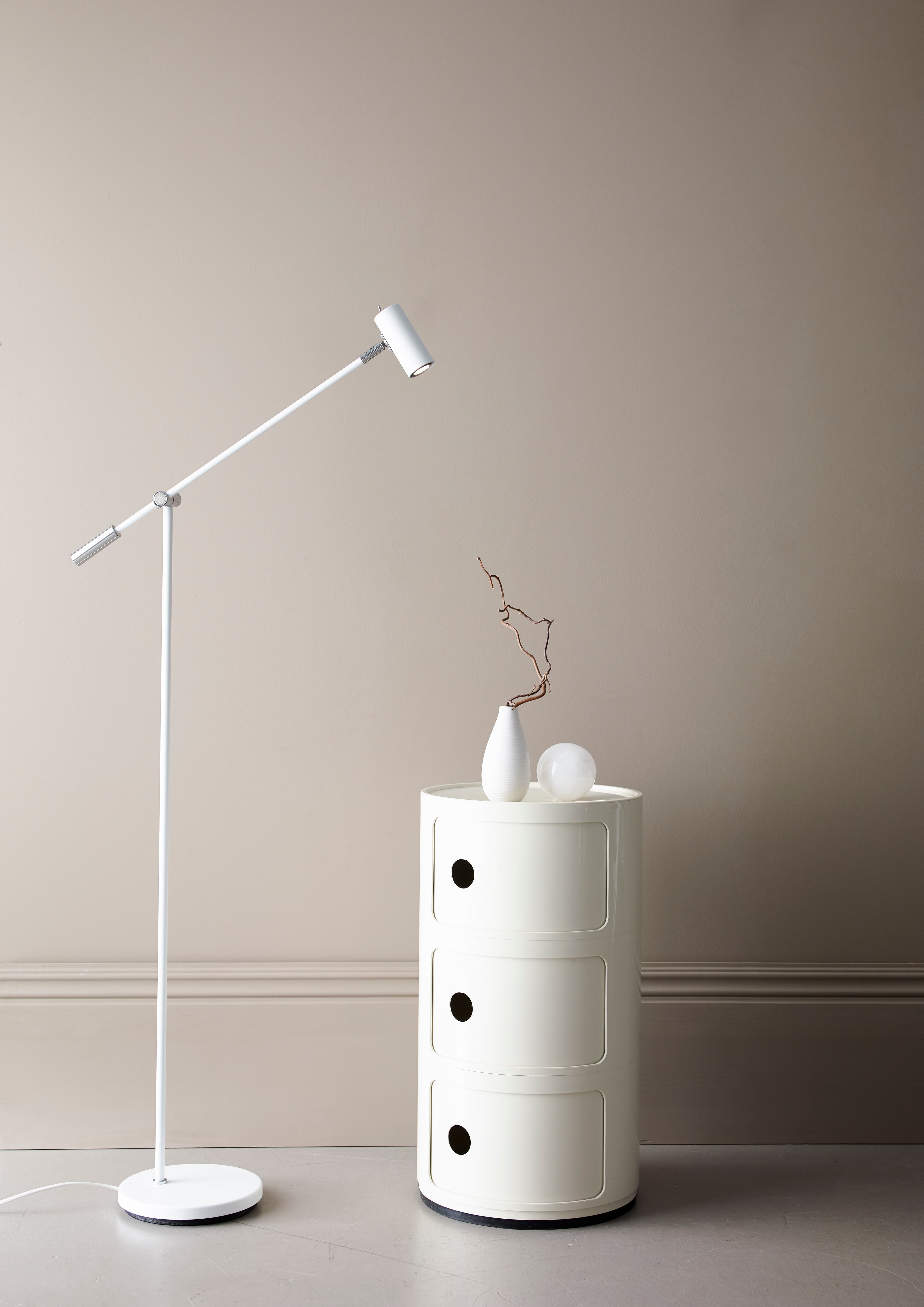 Cato LED Floor Lamp White