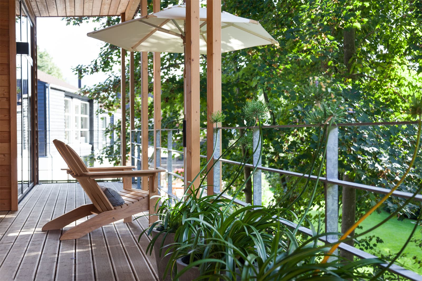 Adirondack Loungesessel aus Teakholz