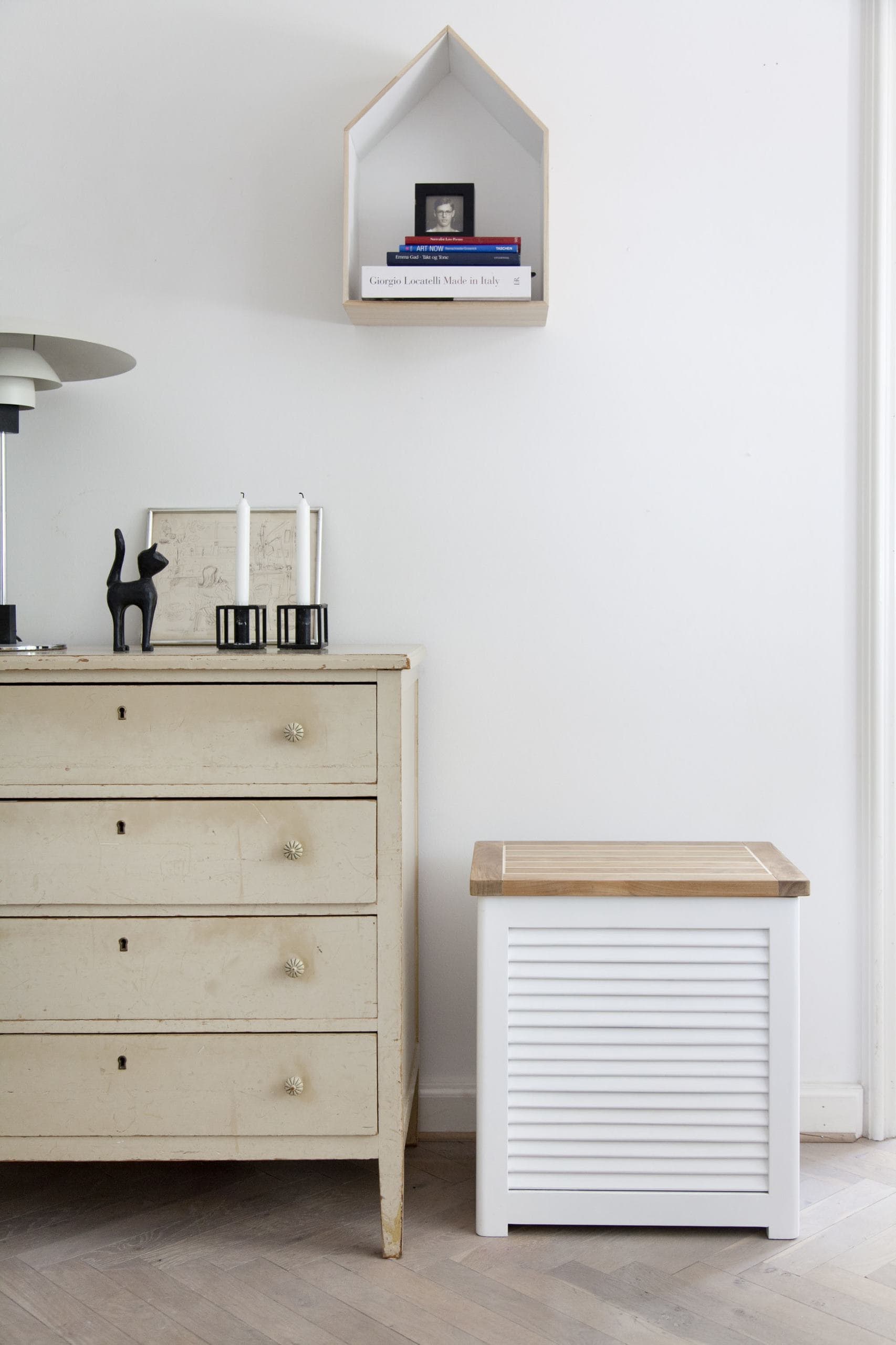 Classic Laundry Basket Teak/White 55cm