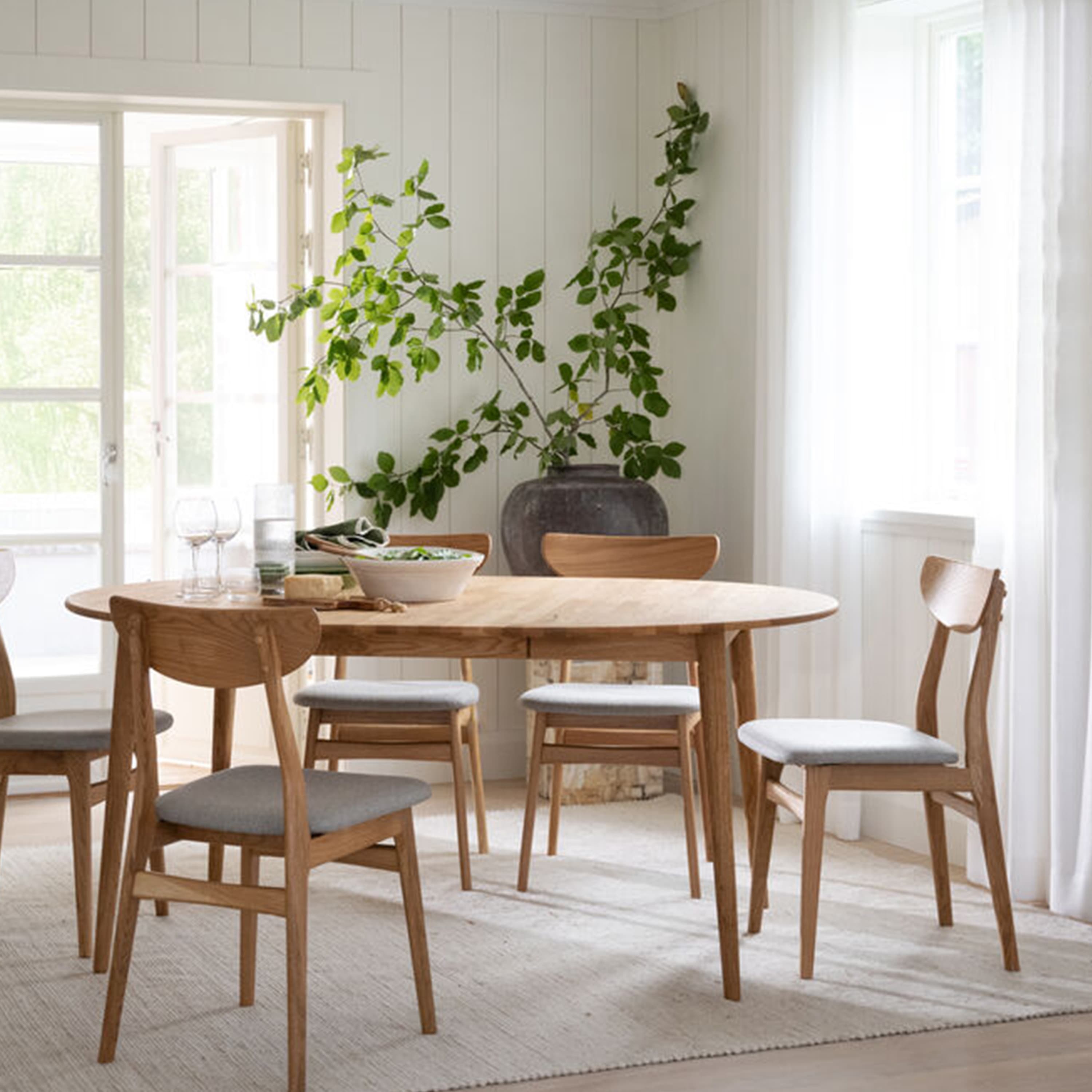 Tyler Dining Table Oak Ø120+45