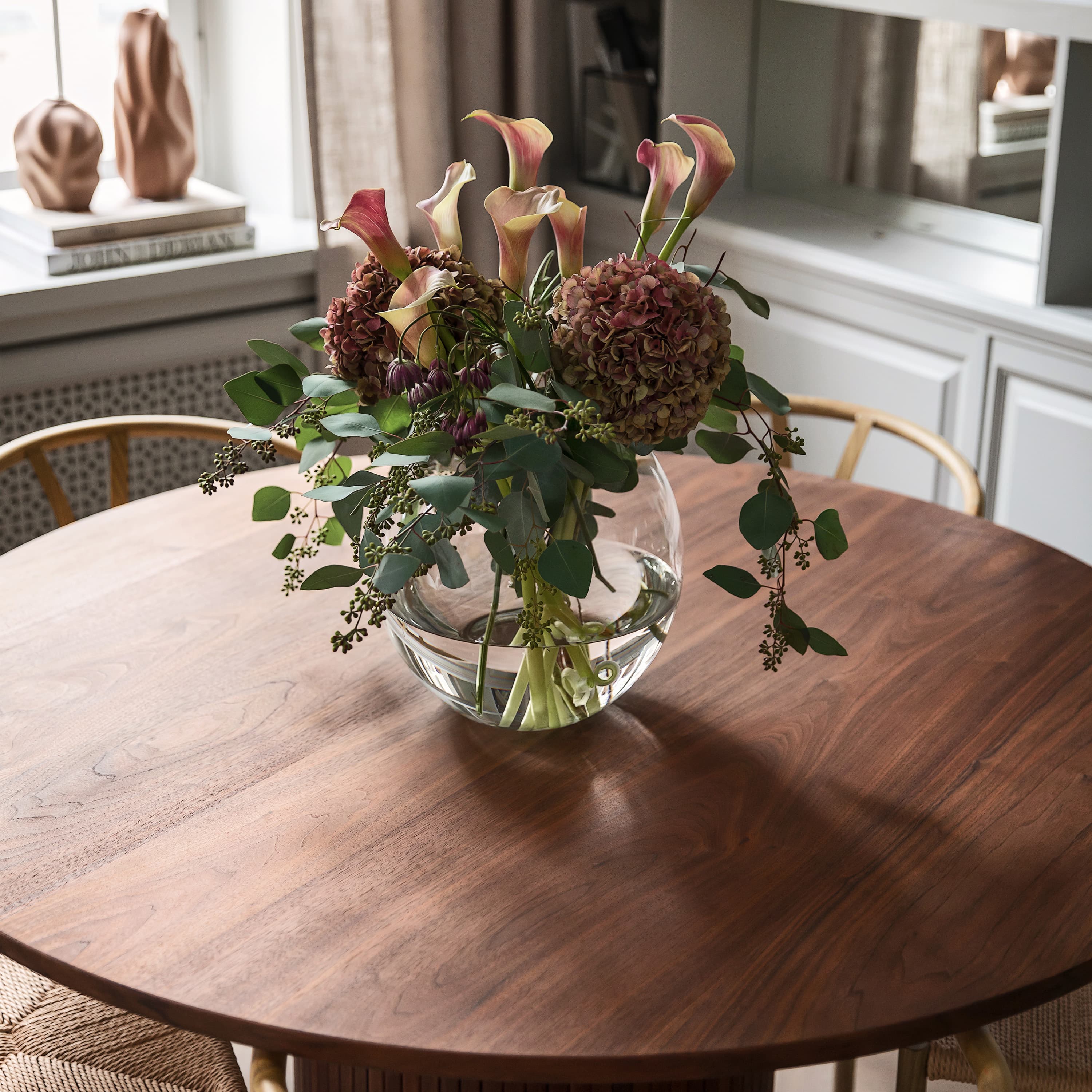 Adele Dining Table Walnut Ø130