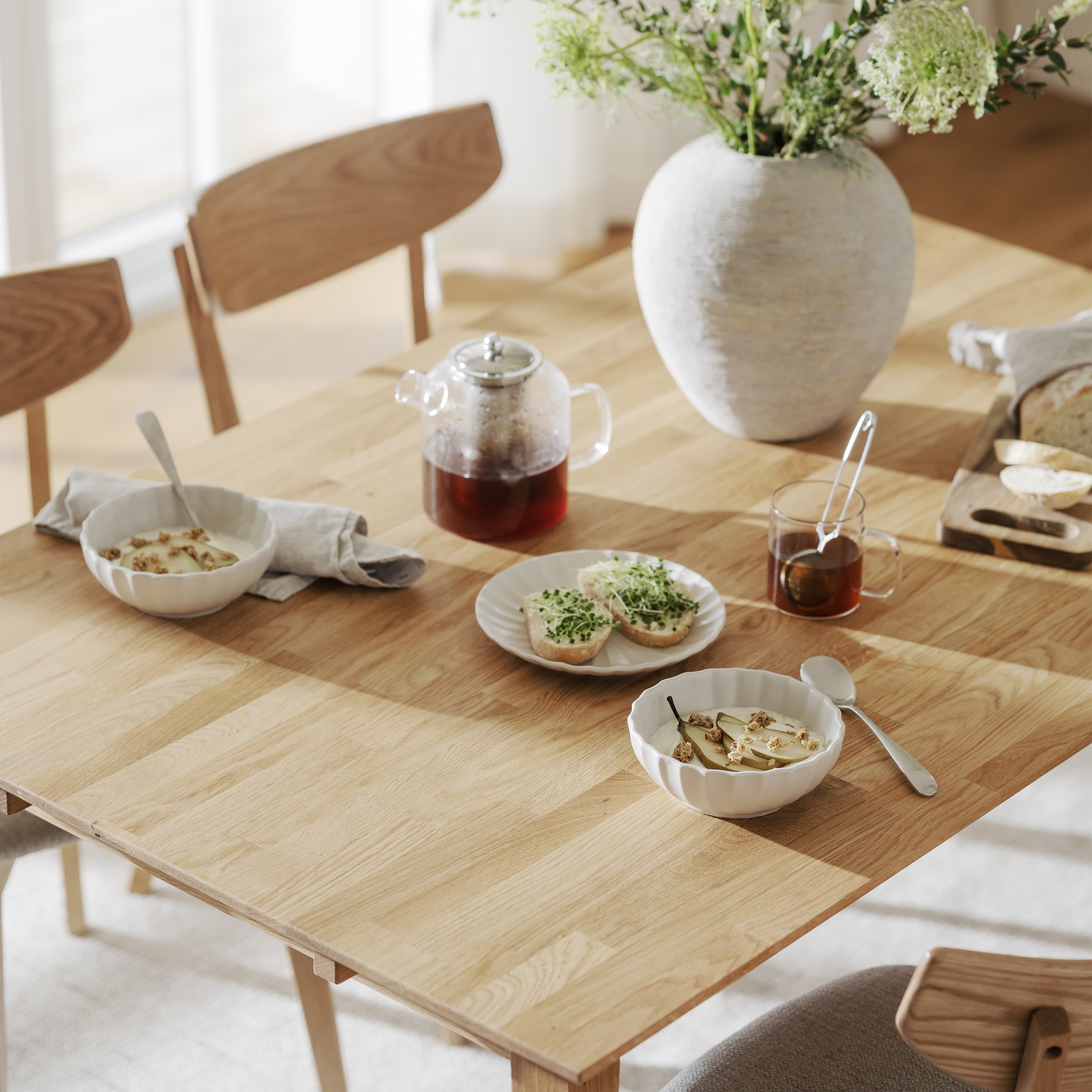 Filippa Dining Table Oak 140cm