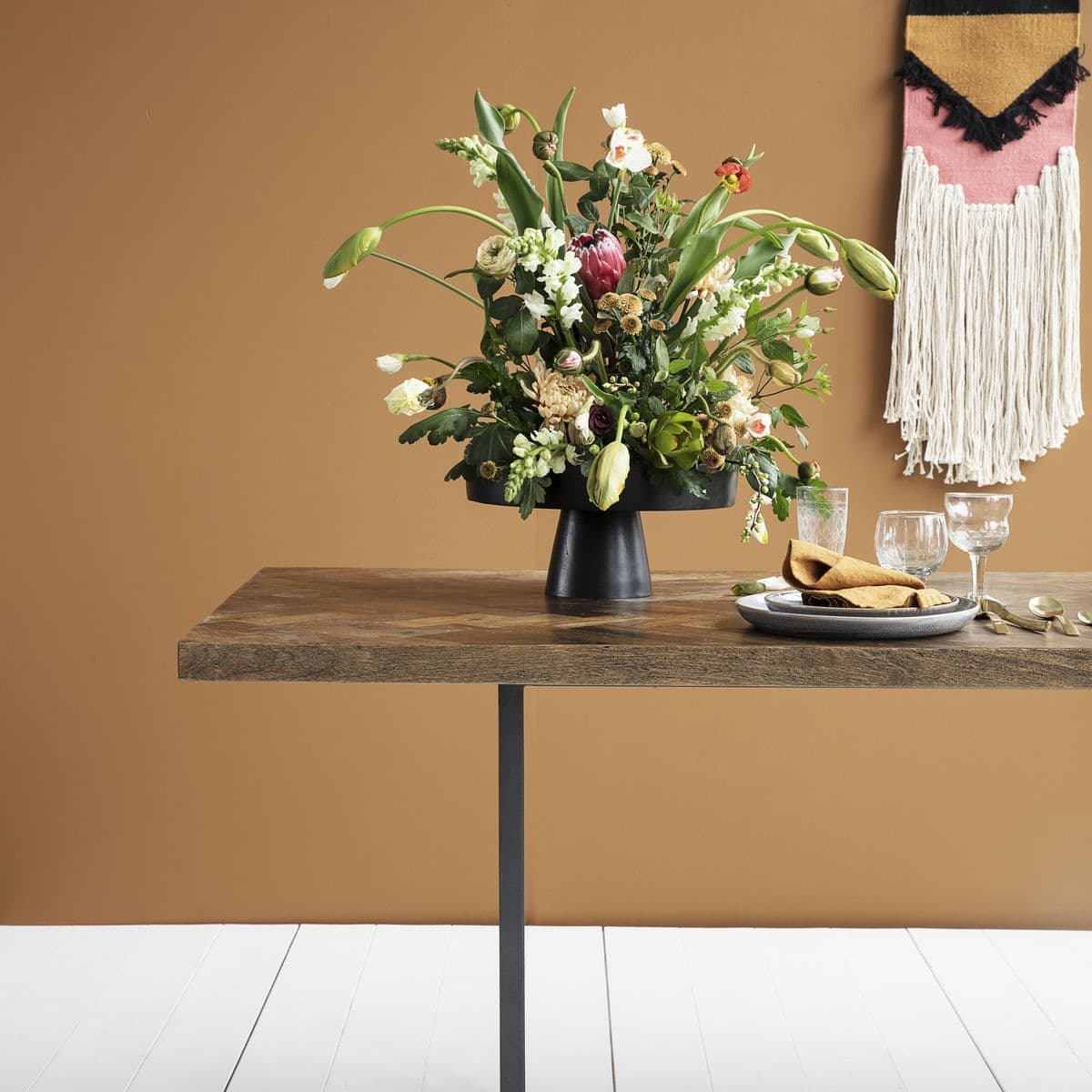 Kant Dining Table 200 cm