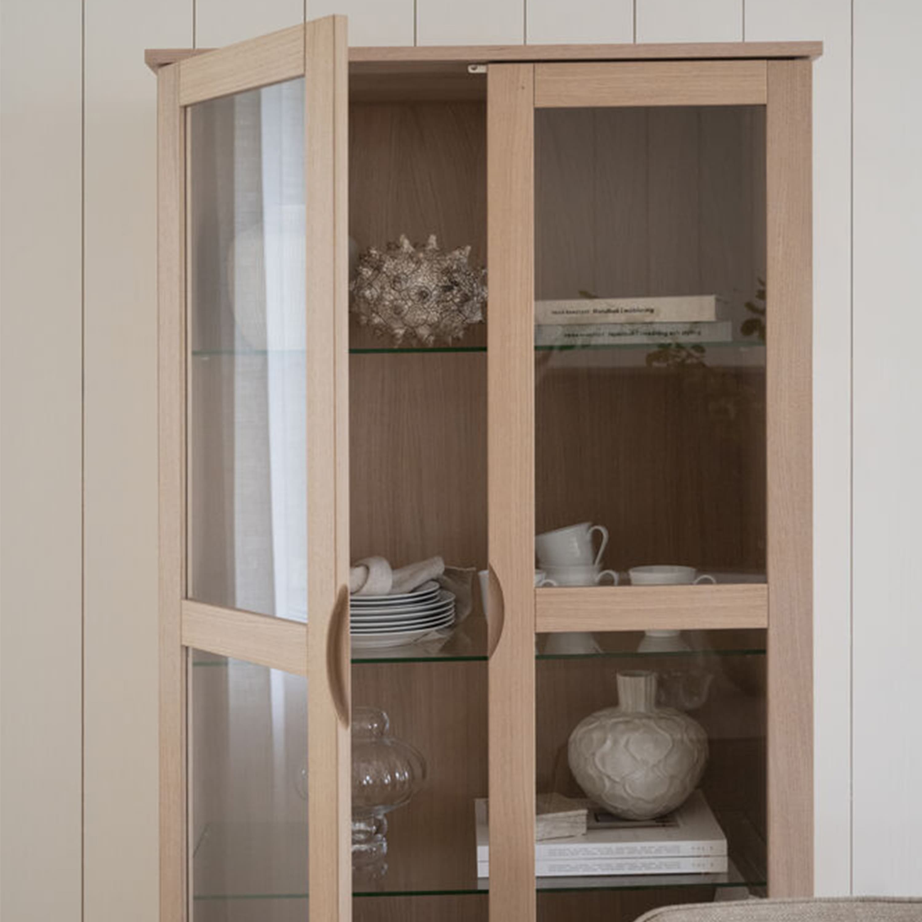 Filippa Glass Cabinet White Pigmented 185cm