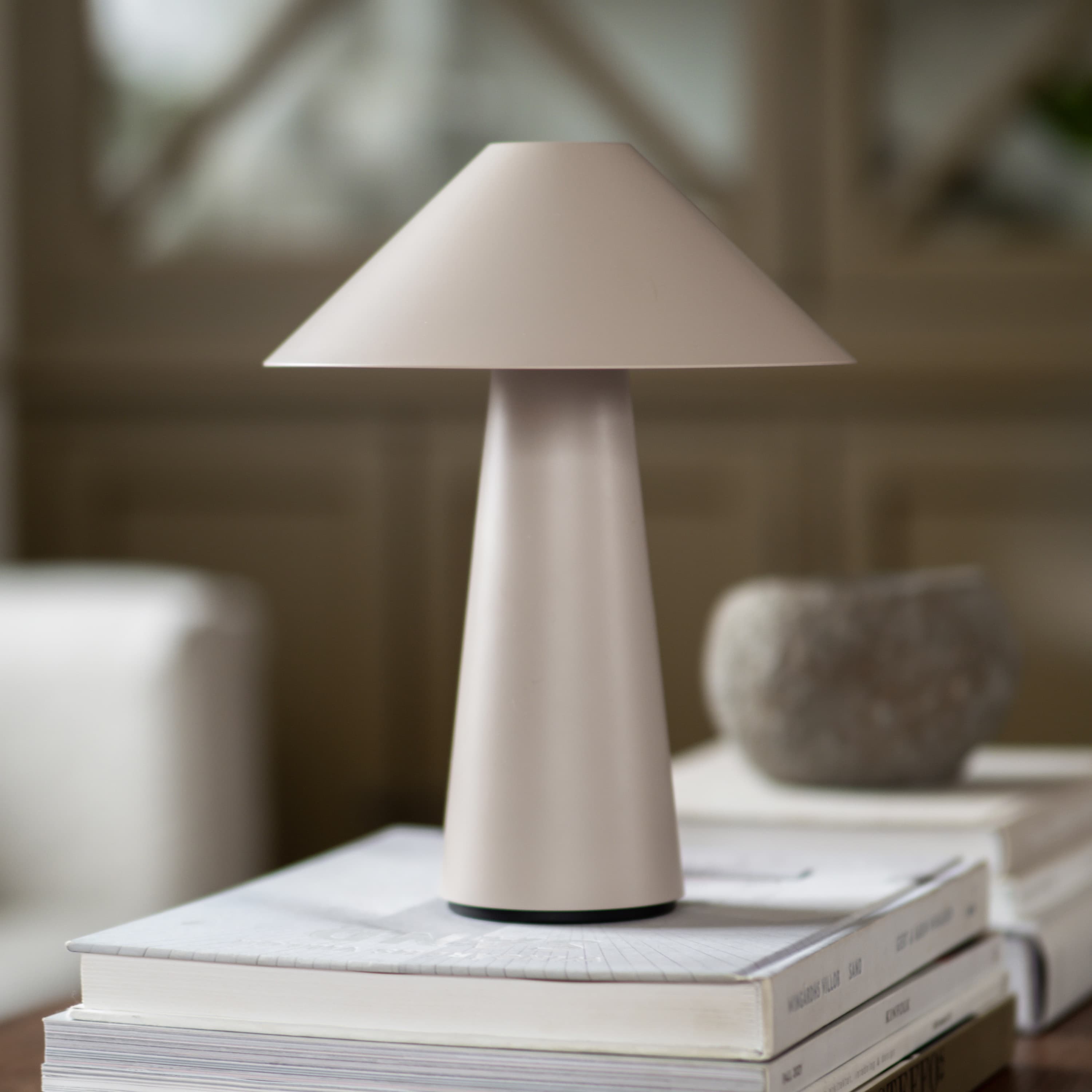 Cannes Portabel Tischlampe Mud 26cm