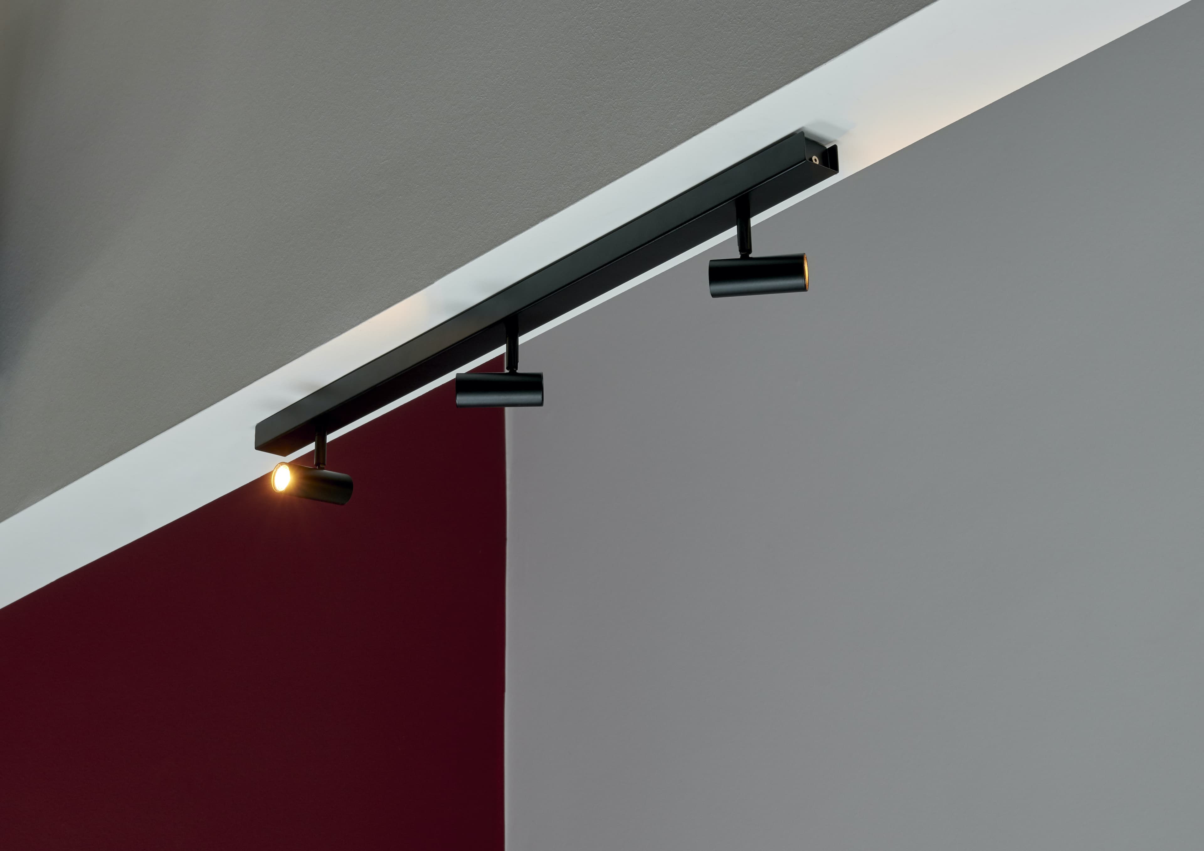 Omari 3-Spot Spotlight Black