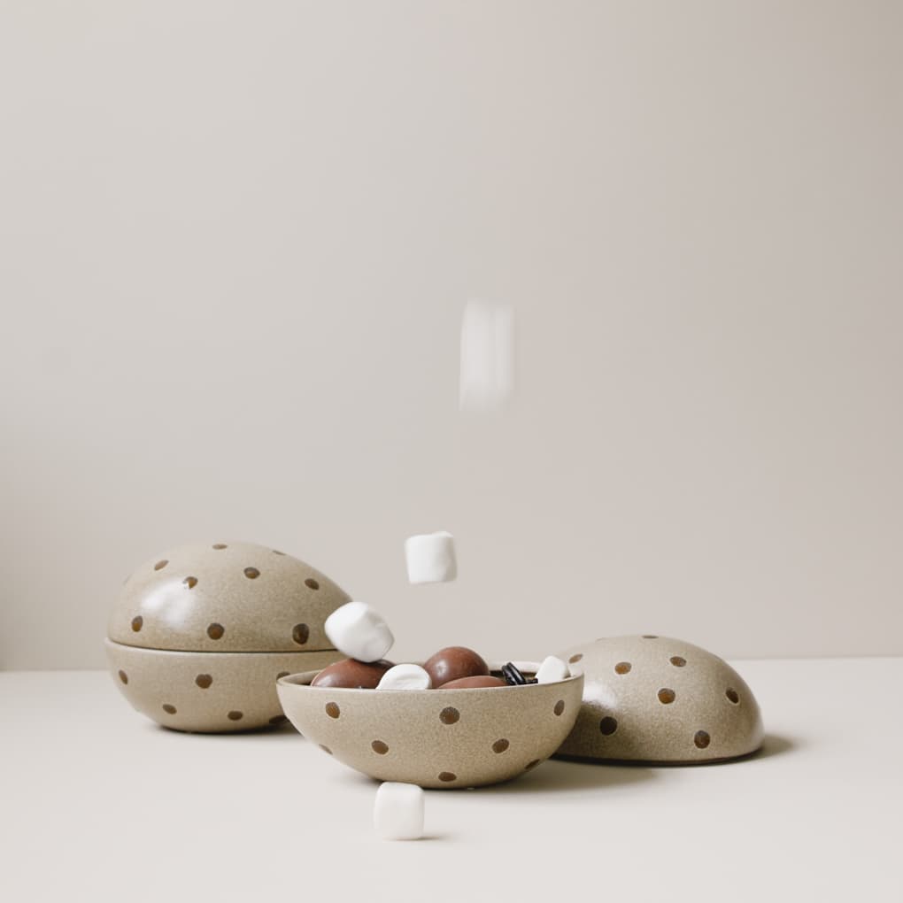 Nest Easter Egg Beige Dot