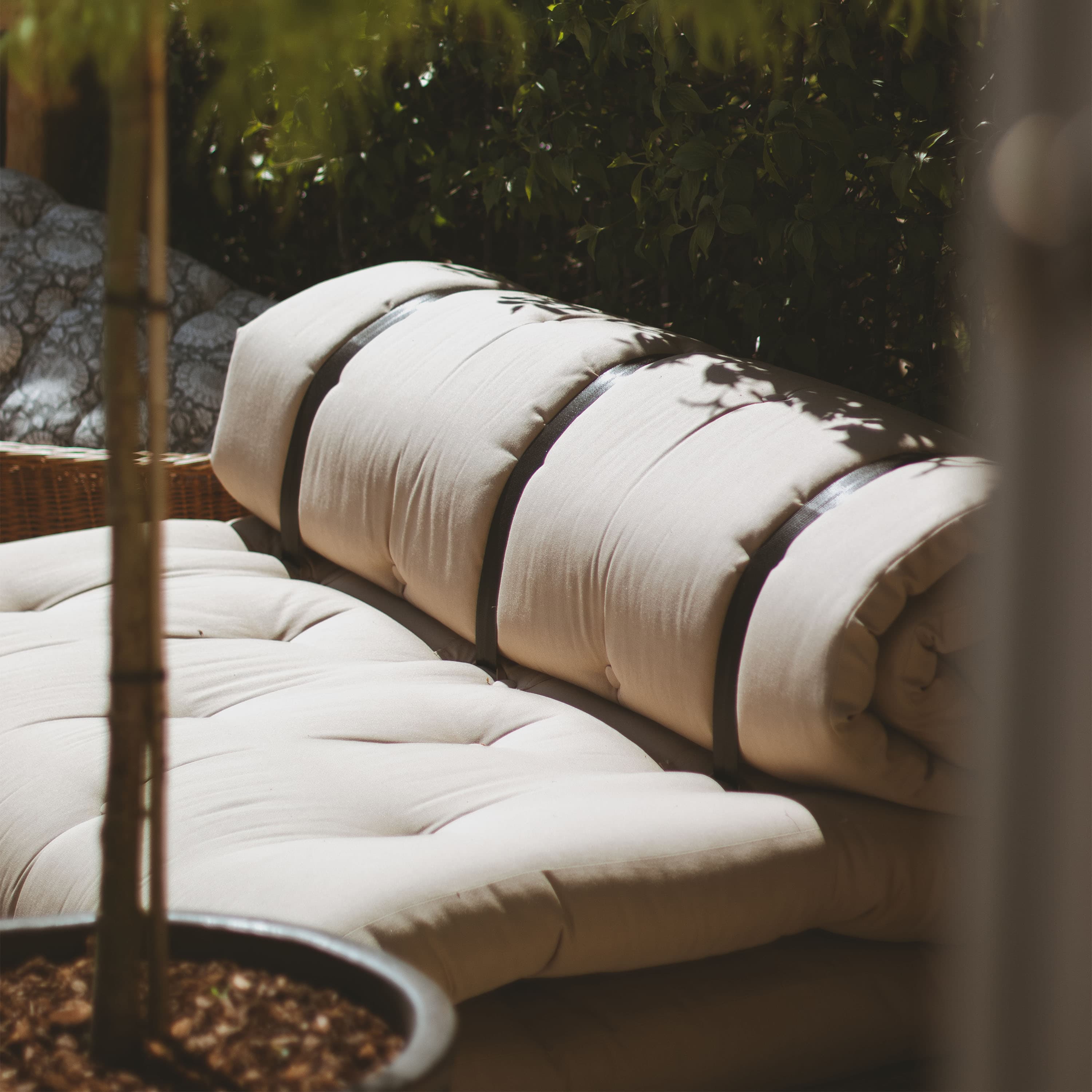 Buckle-Up Outdoor-Tagesbett Weiß 140cm