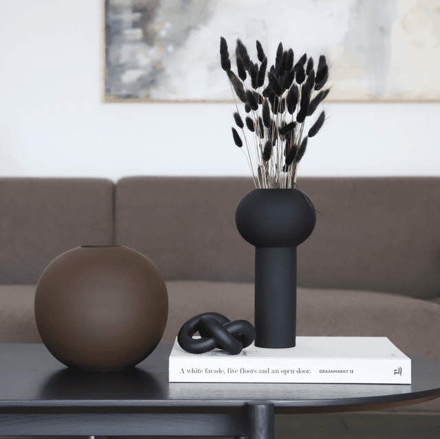 Knot Table Small Black