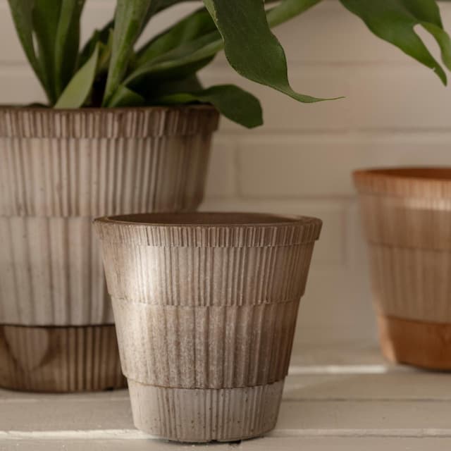 Atlas Pot Raw Grey Terracotta Ø21