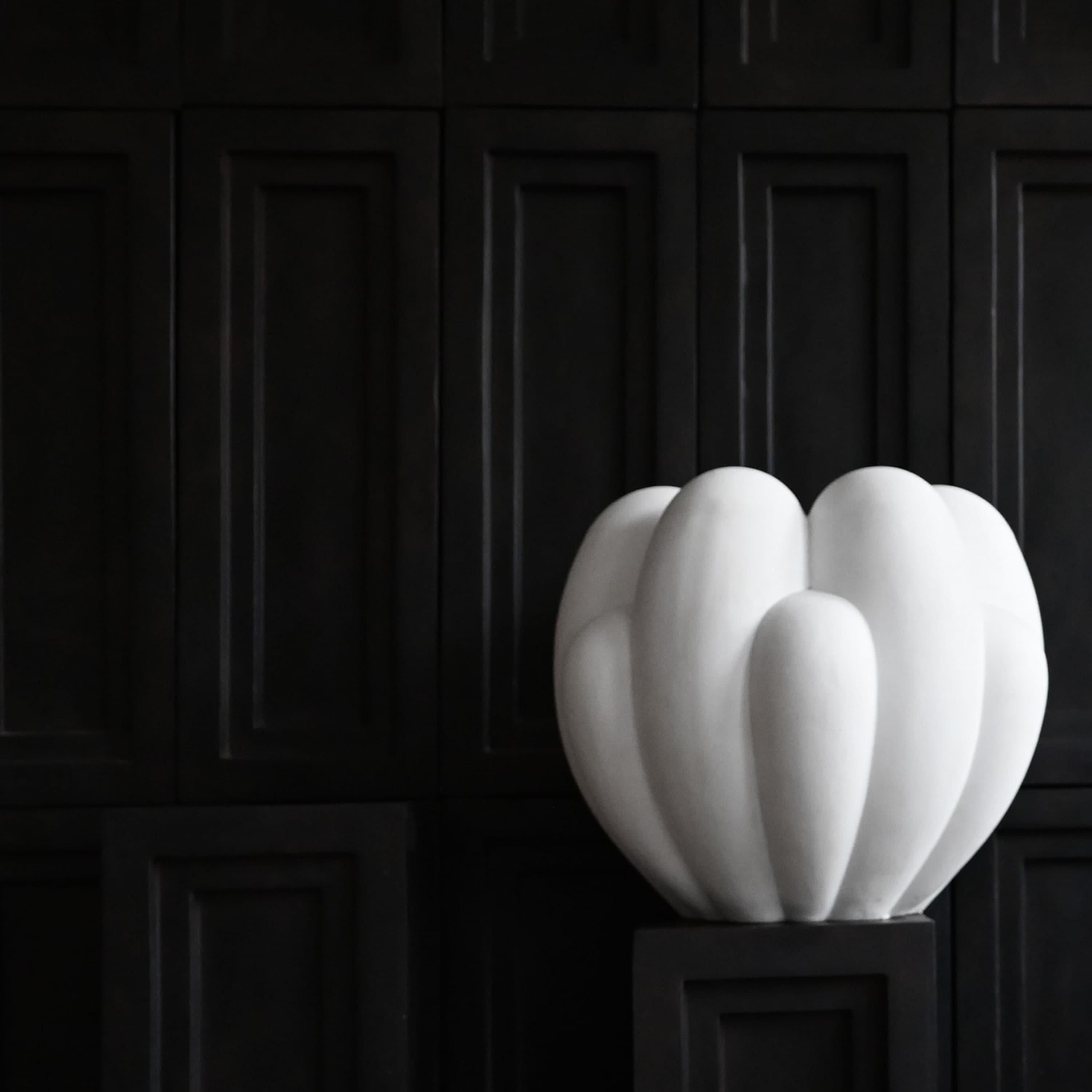 Bloom Vase Chocolate Brown Petit