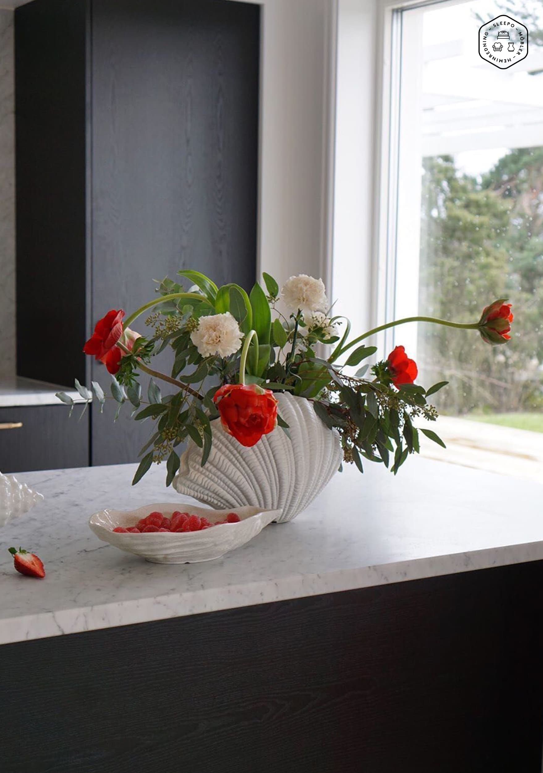 Shell Vase 21cm