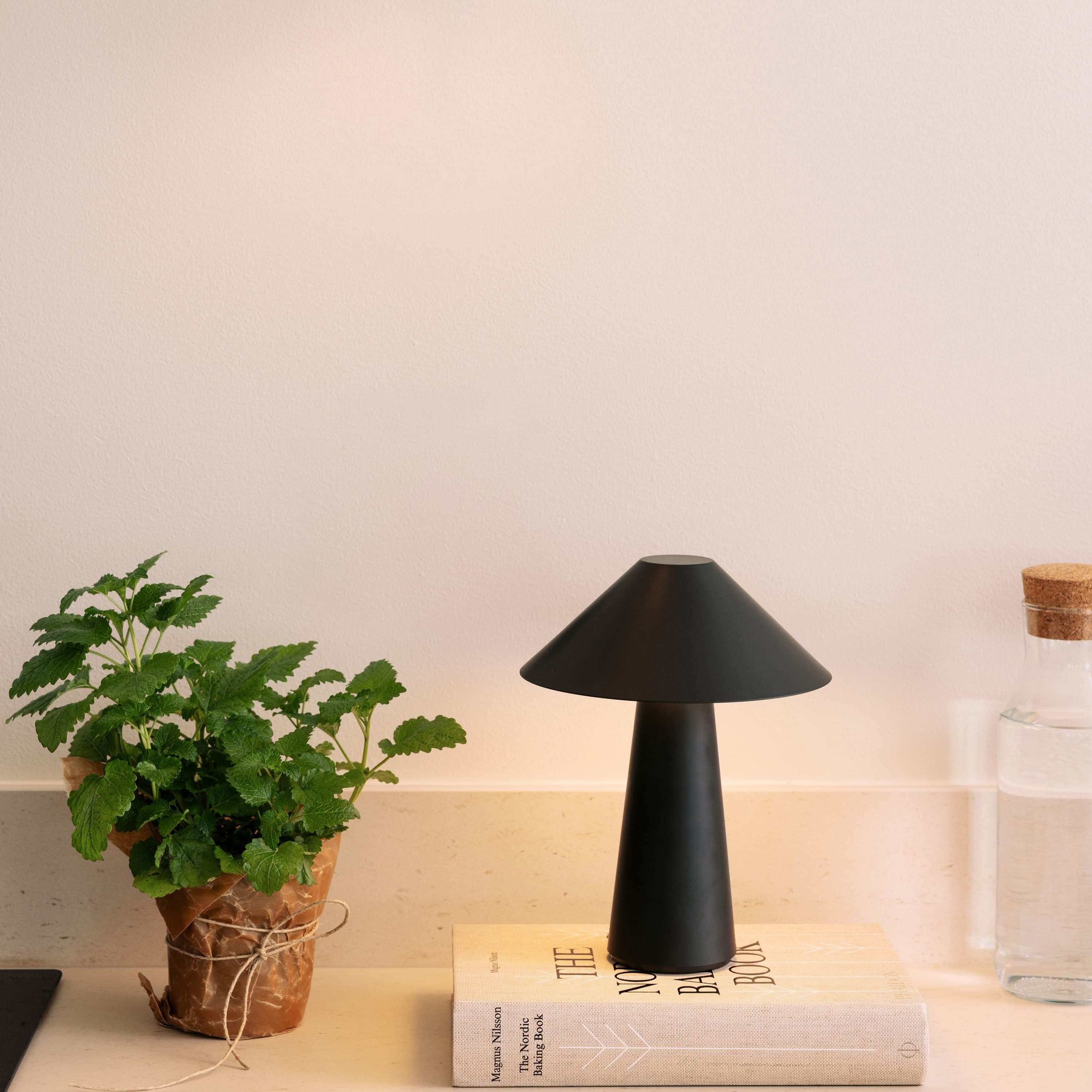 Cannes Tragbare Tischlampe Schwarz 26cm