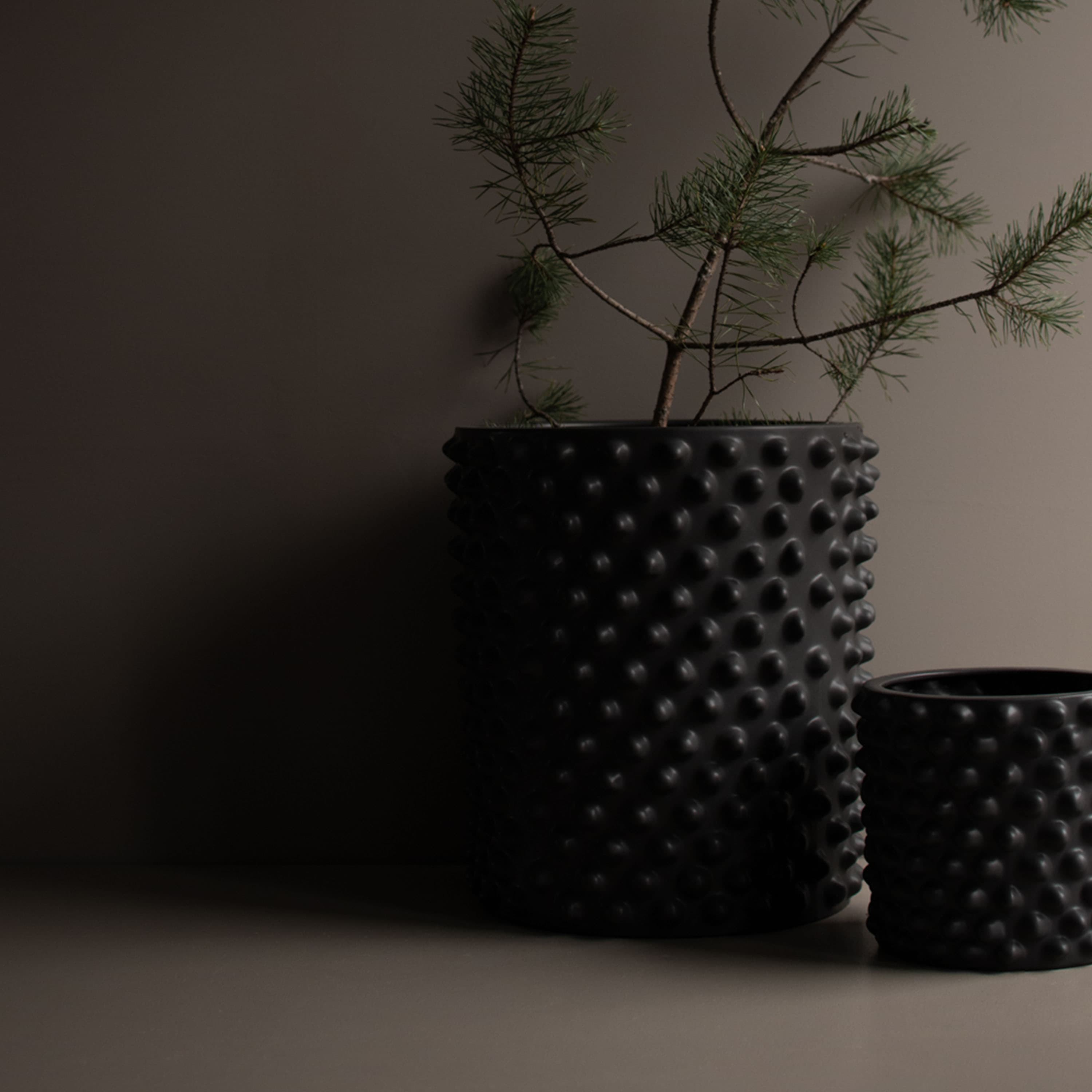 Cloudy Pot Dark Grey Large