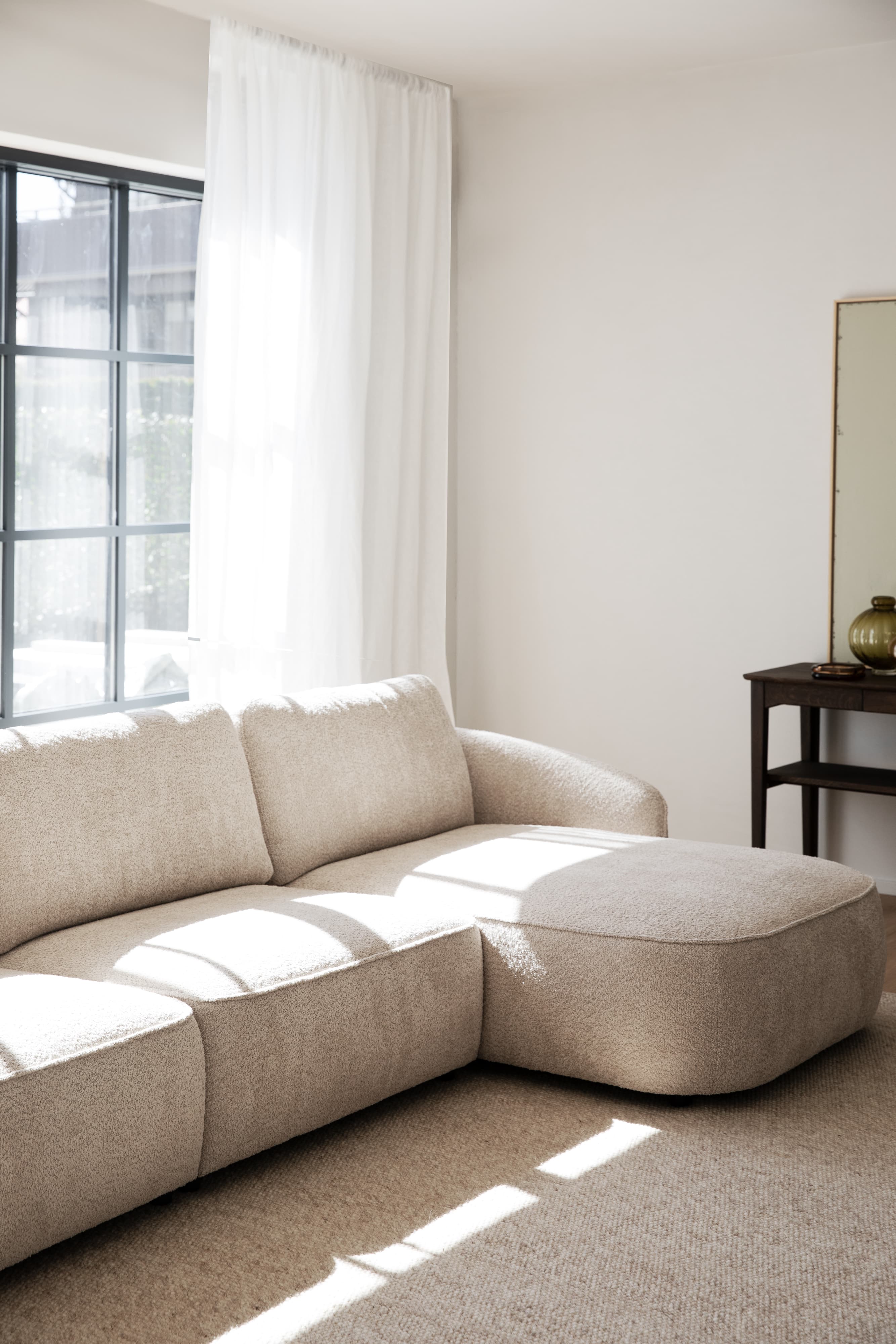 Norris 4-Sitzer Sofa Chaiselongue Rechts Hellbeige 319cm