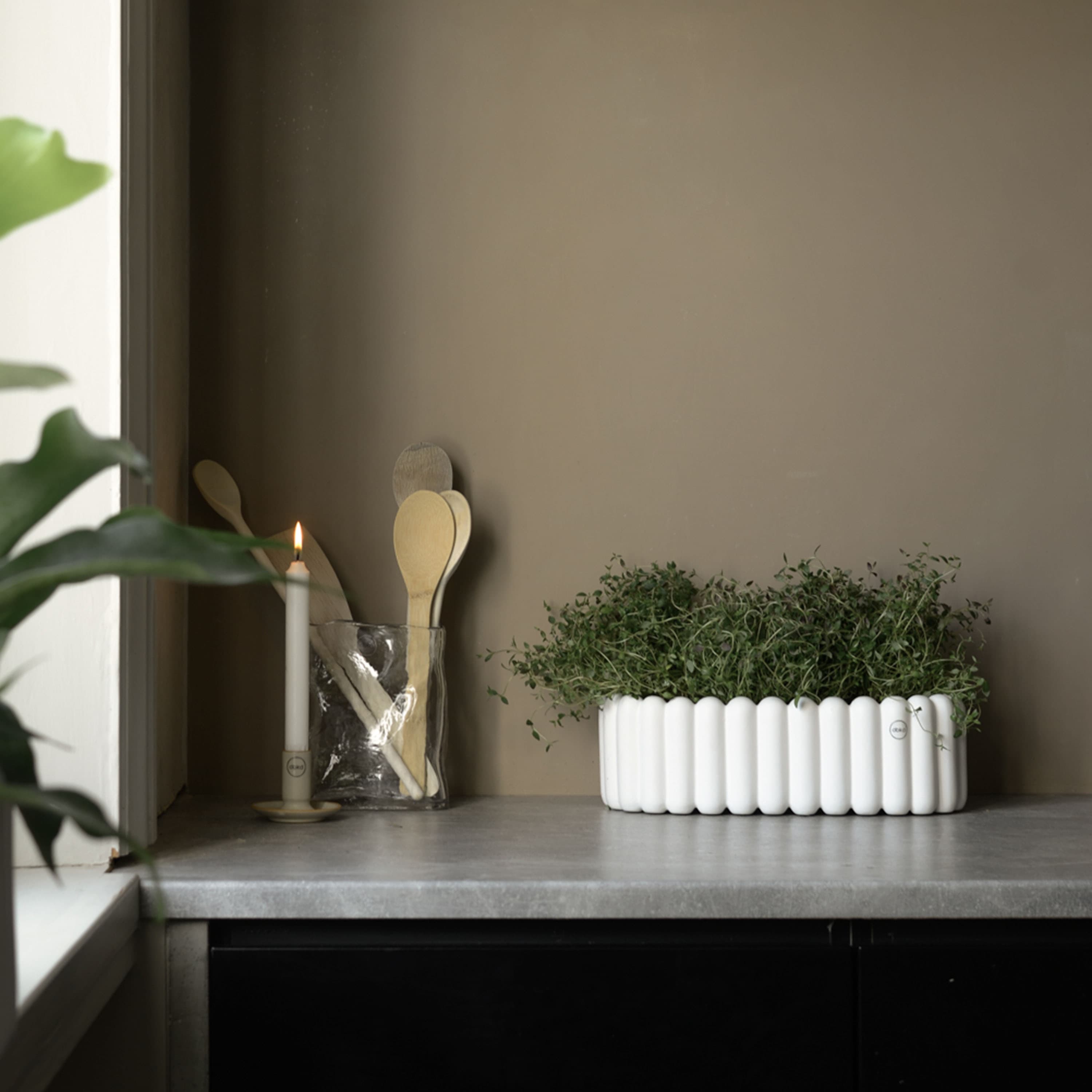 Mist Ovale Blumenvase Weiß